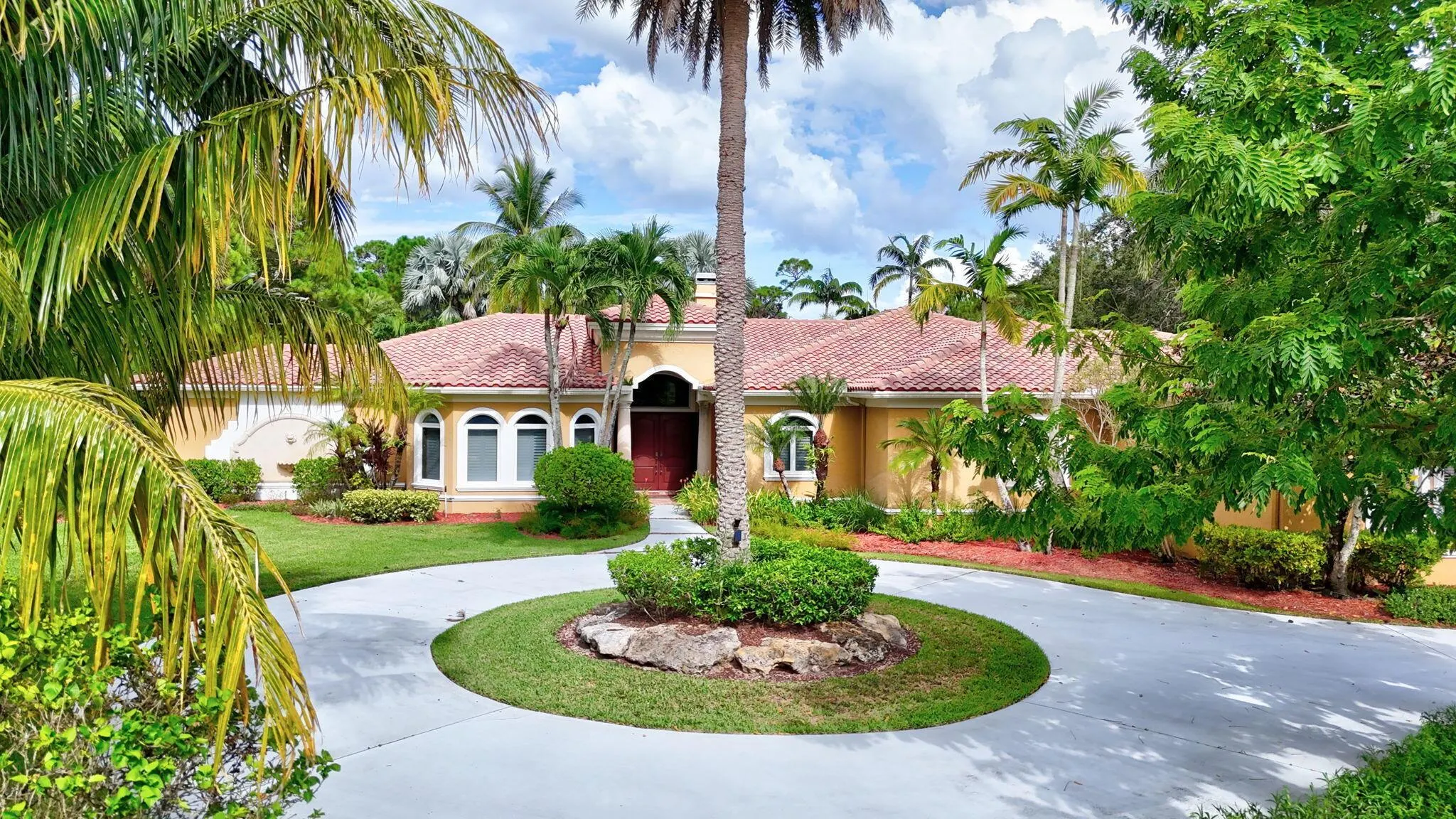 7934 SE Country Estates Way