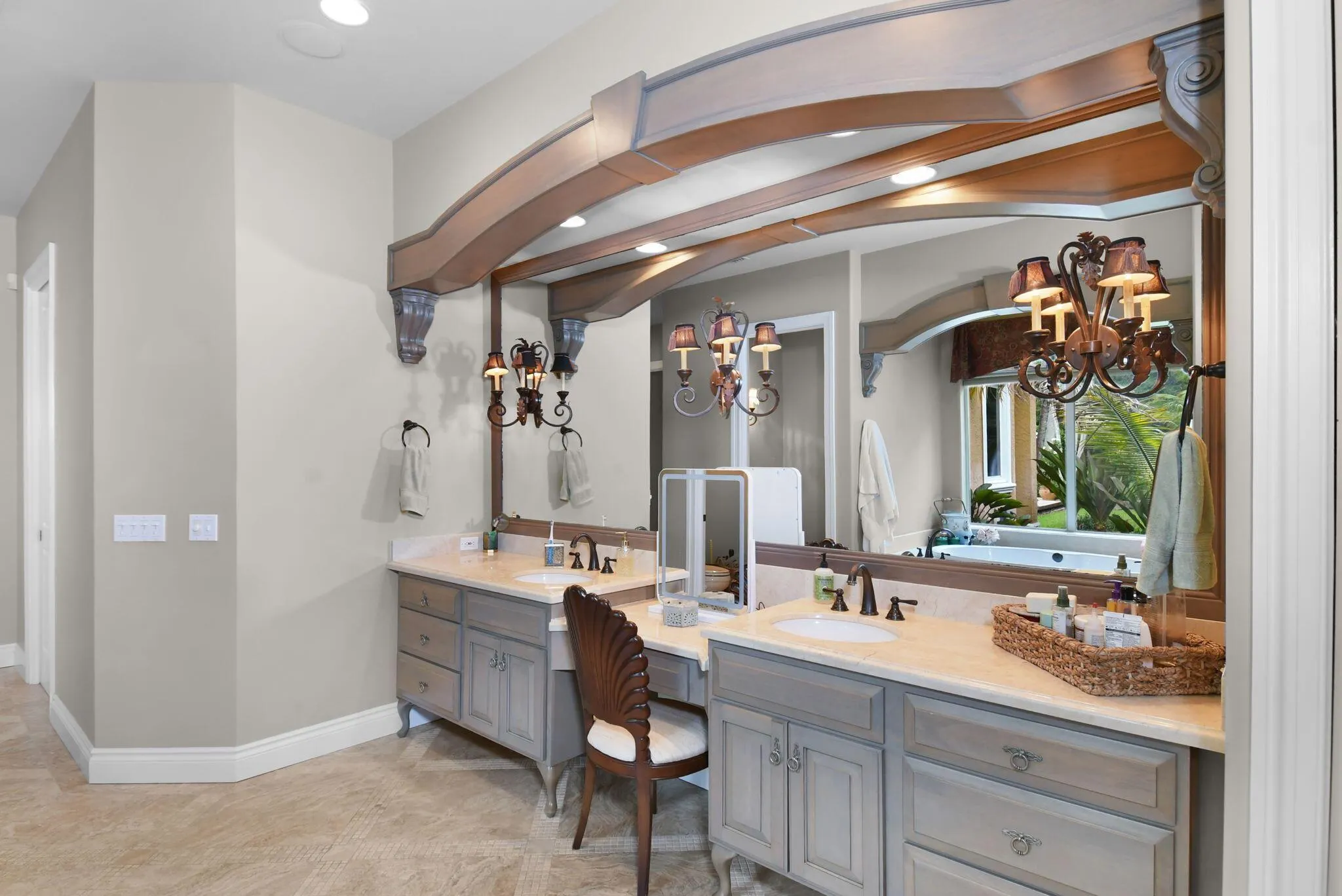 7934 SE Country Estates Way