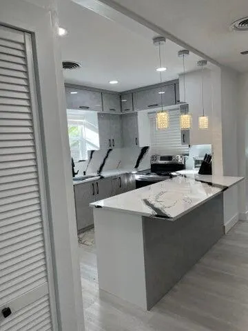 291 E Boca Raton Road