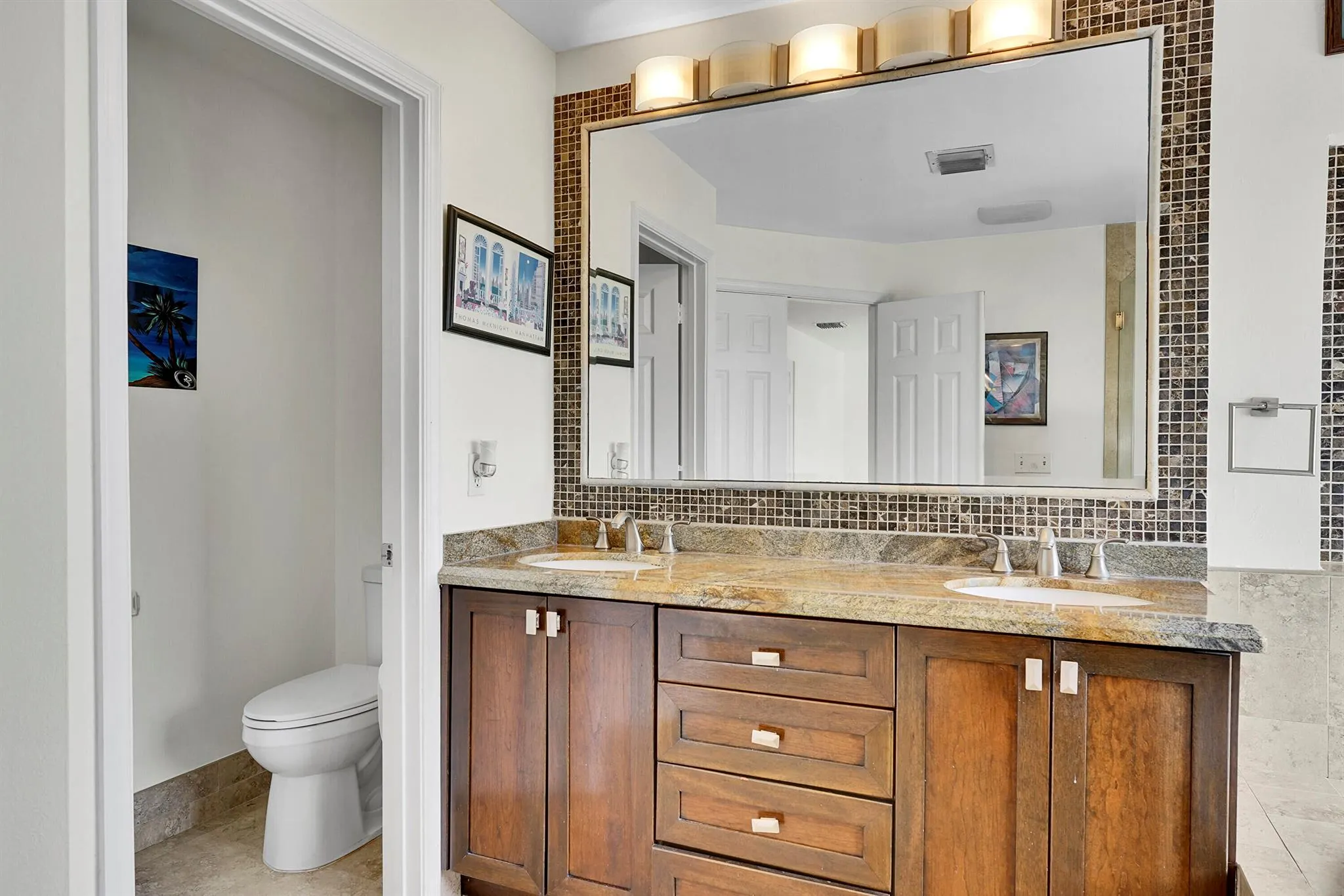 3354 W Greenview Terrace W