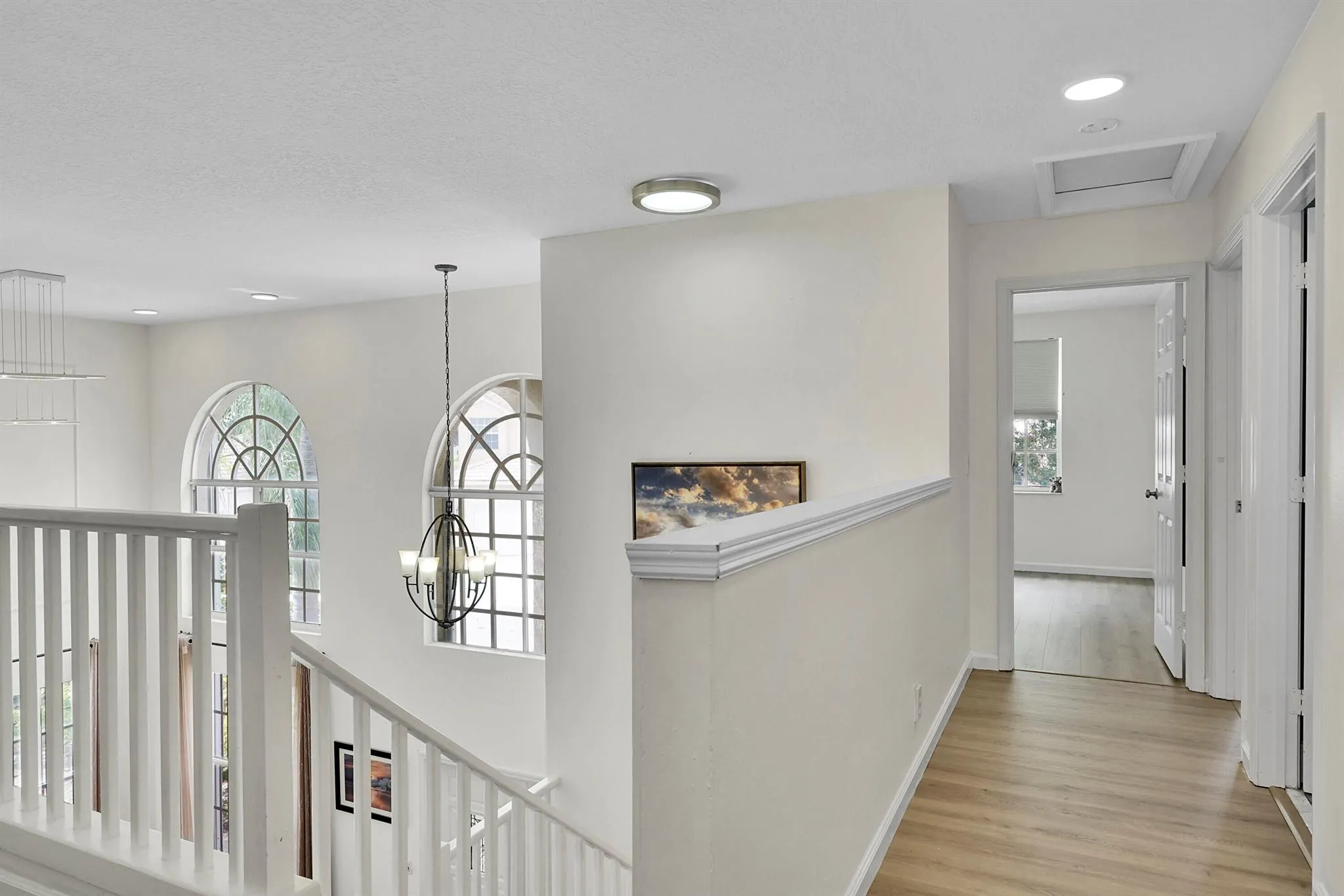 3354 W Greenview Terrace W