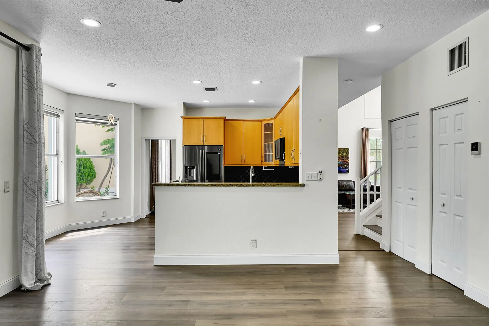 3354 W Greenview Terrace W