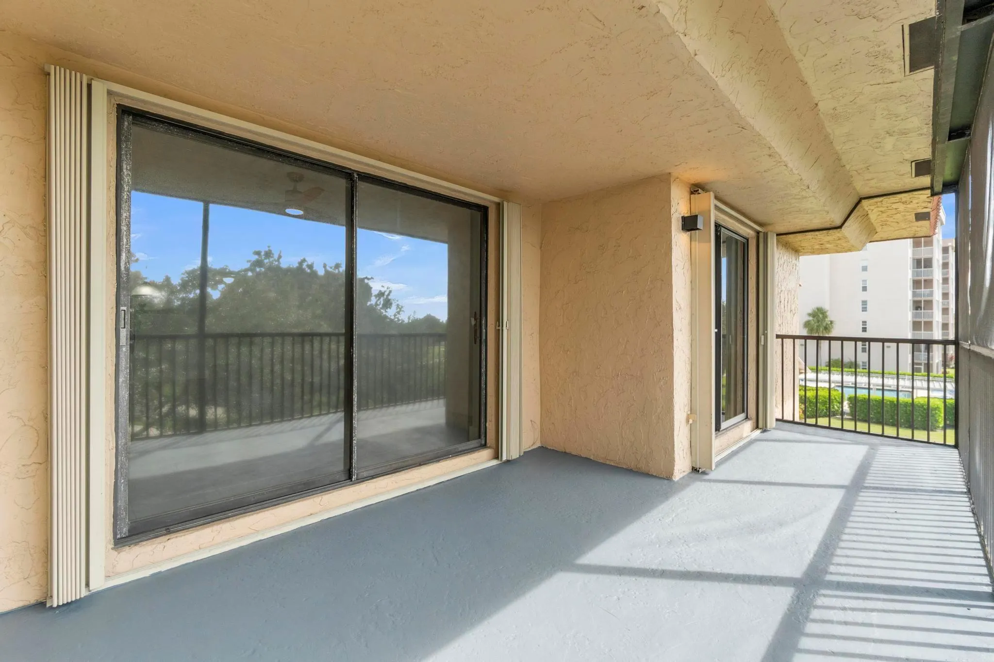 200 Jacaranda Country Club, #3c