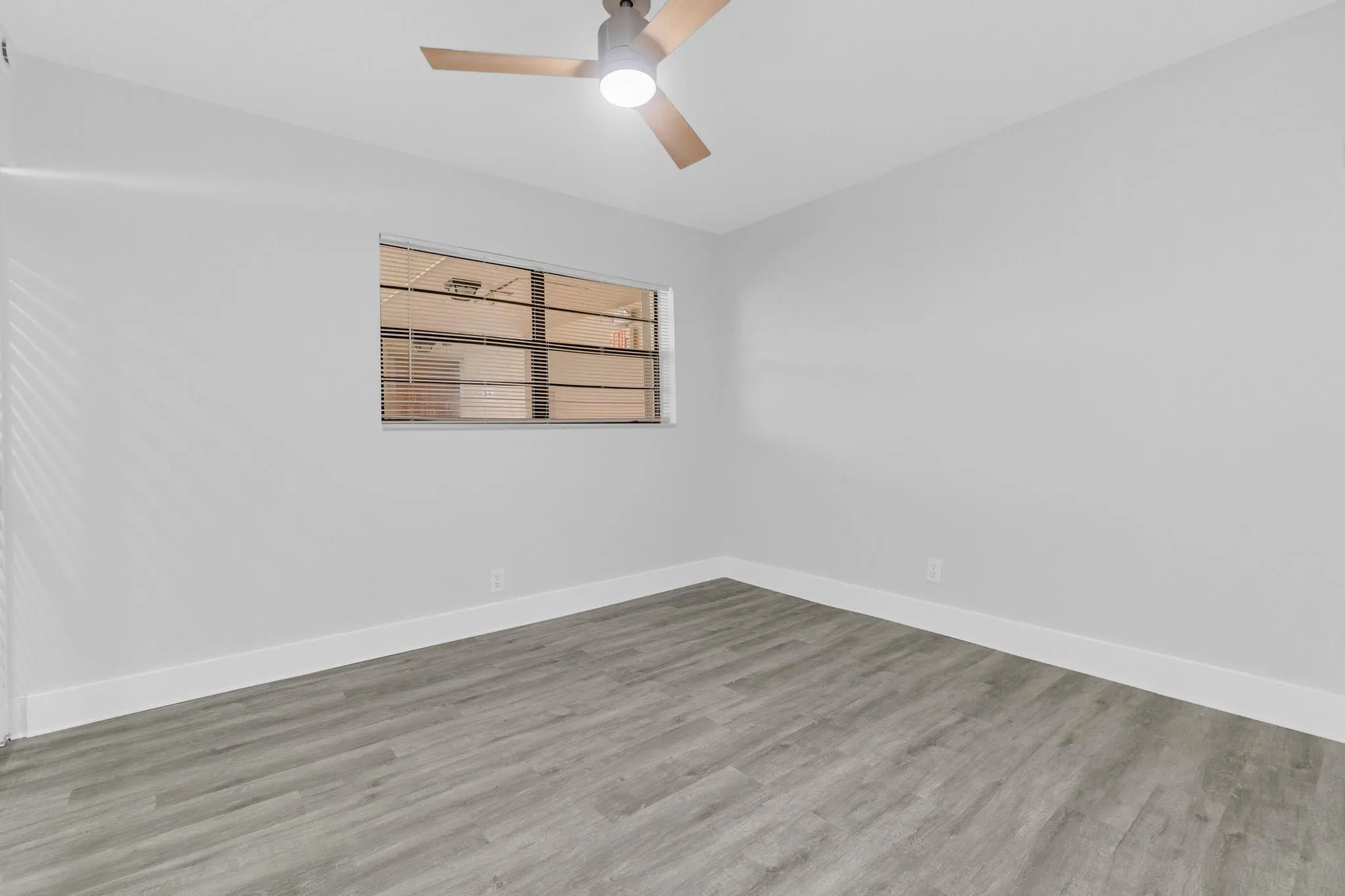 200 Jacaranda Country Club, #3c