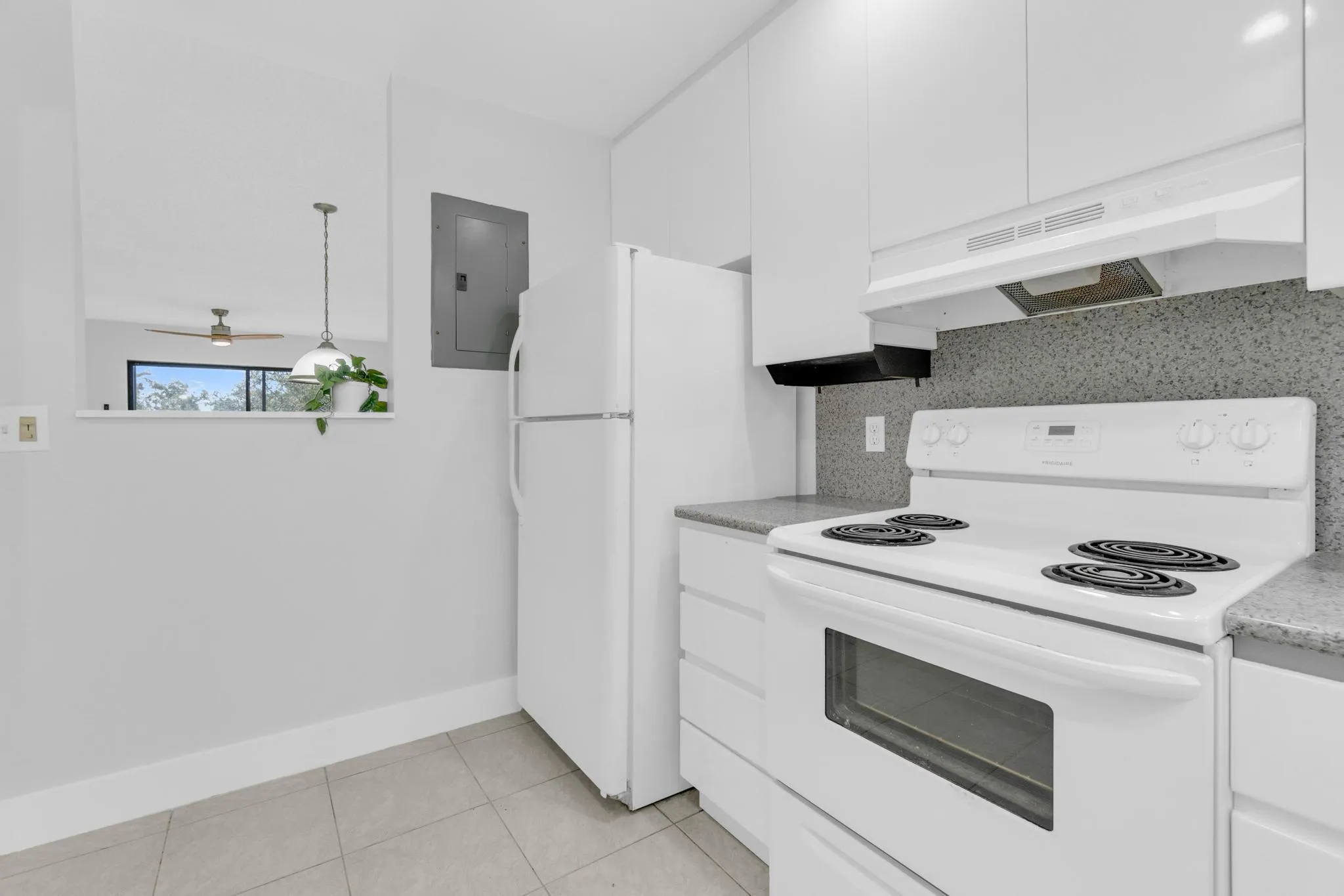 200 Jacaranda Country Club, #3c
