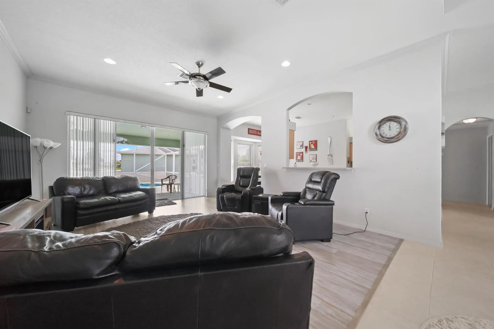350 SW Alcan Drive