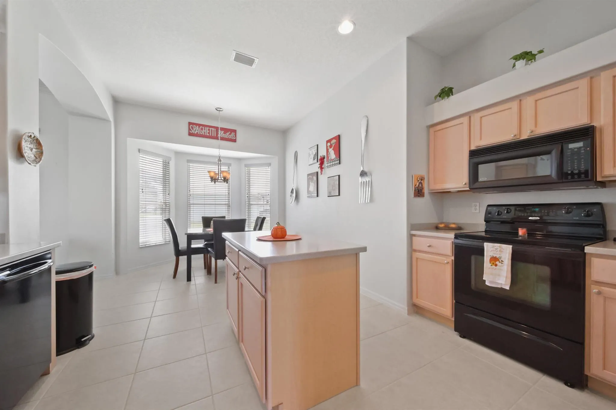 350 SW Alcan Drive