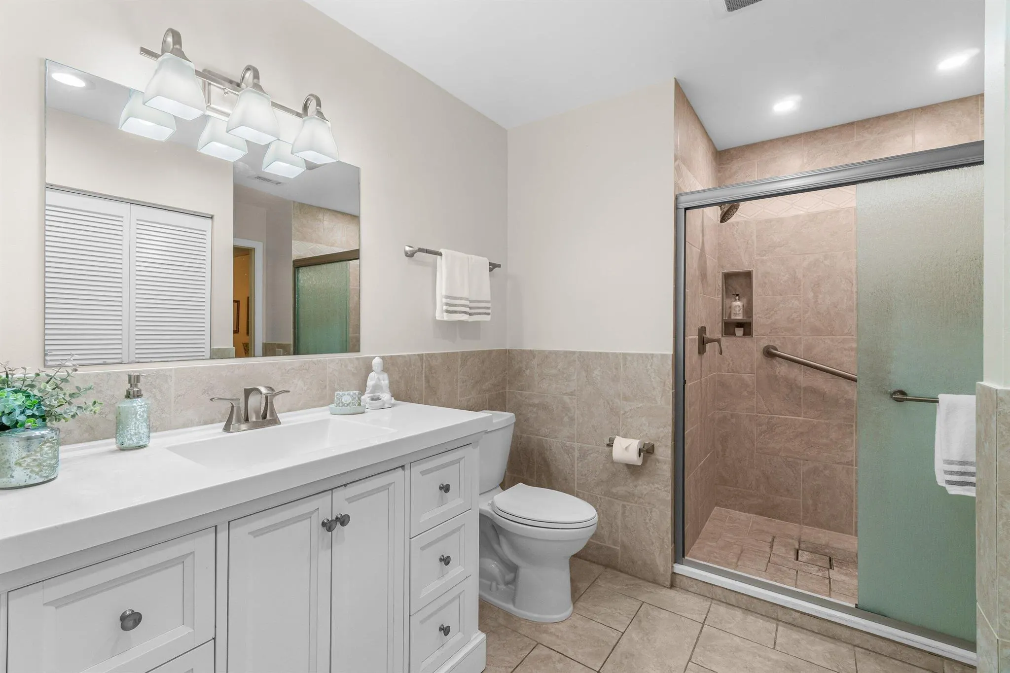 10059 Laurelwood Place