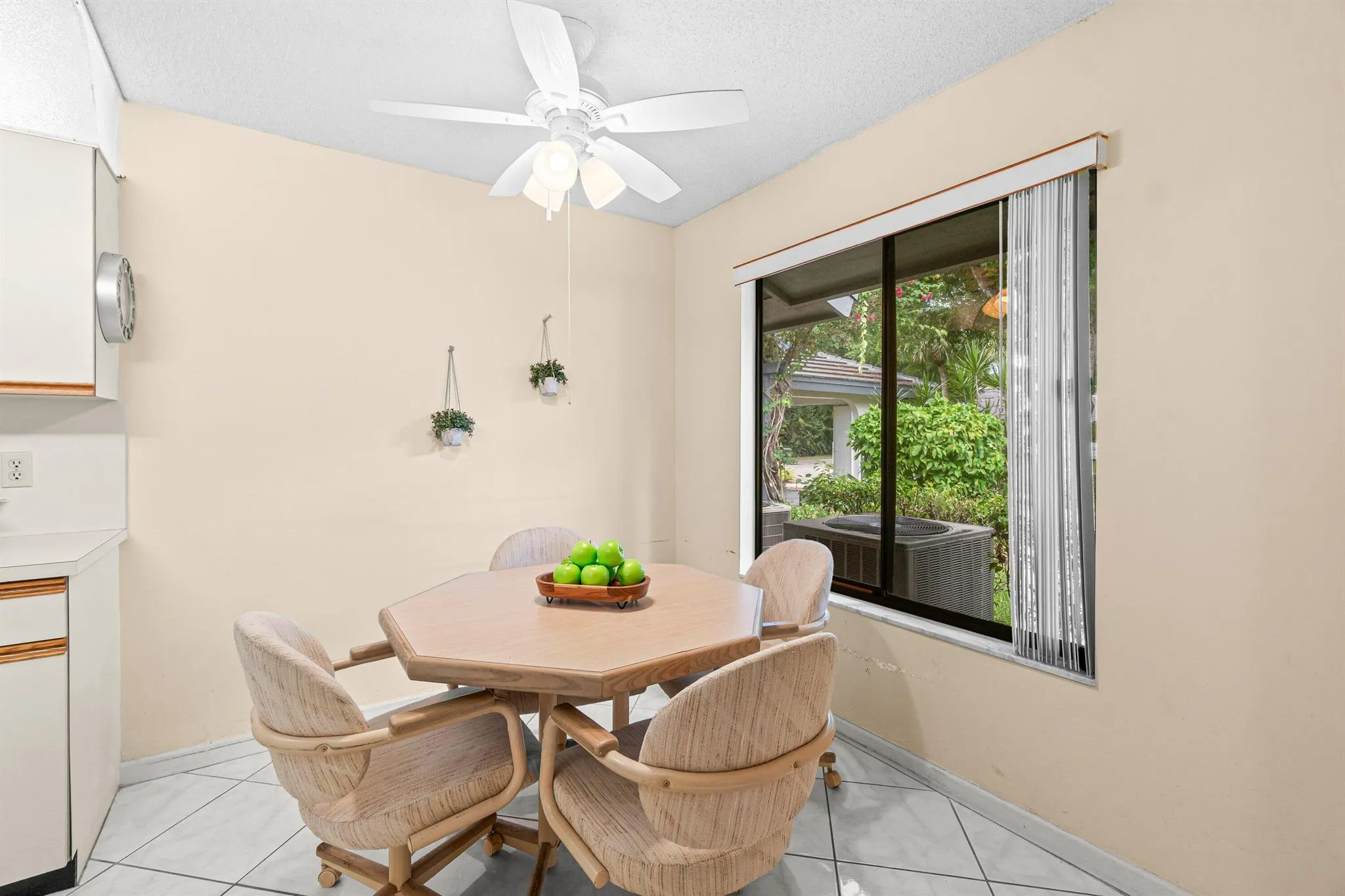 10059 Laurelwood Place