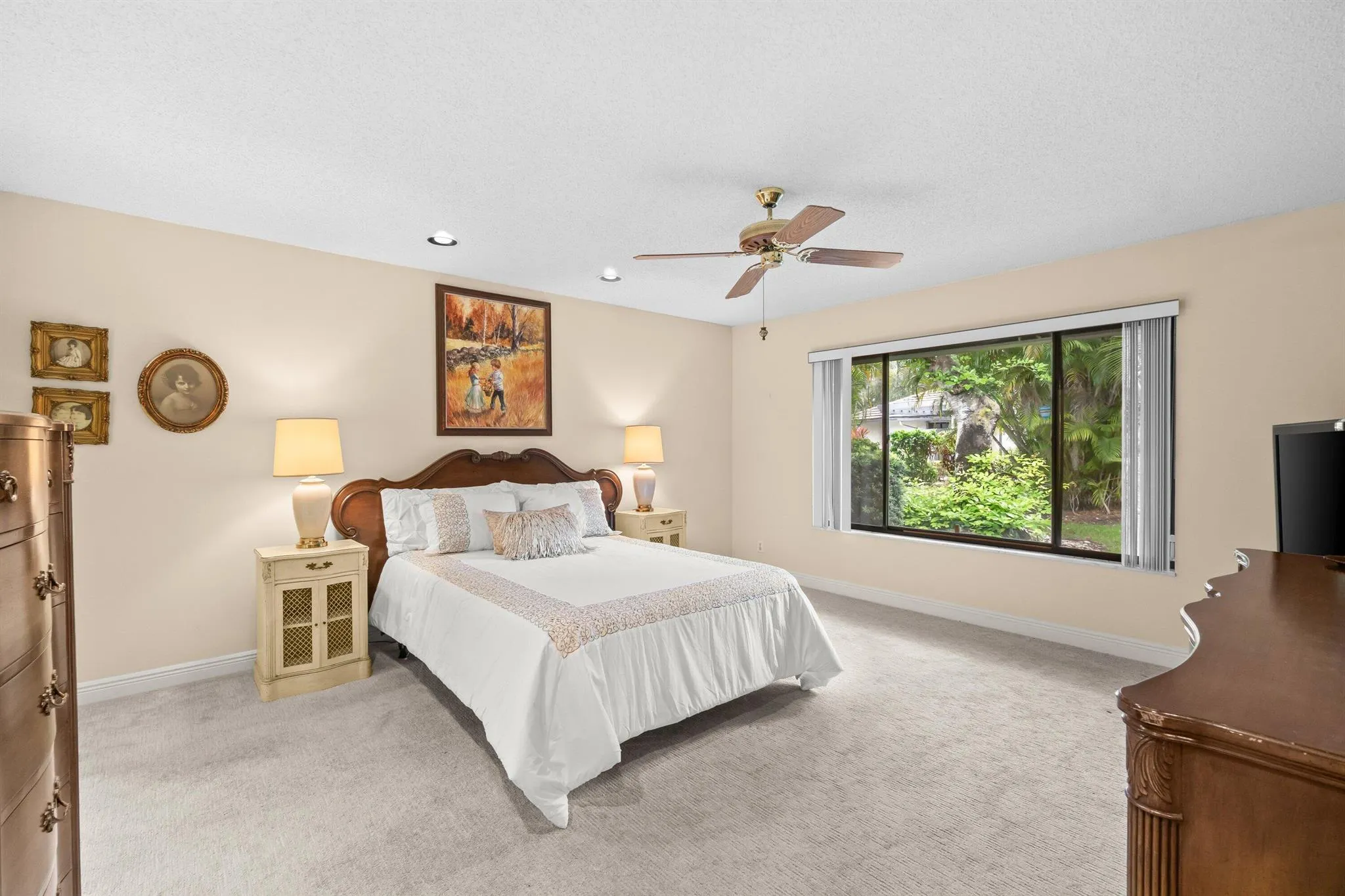 10059 Laurelwood Place