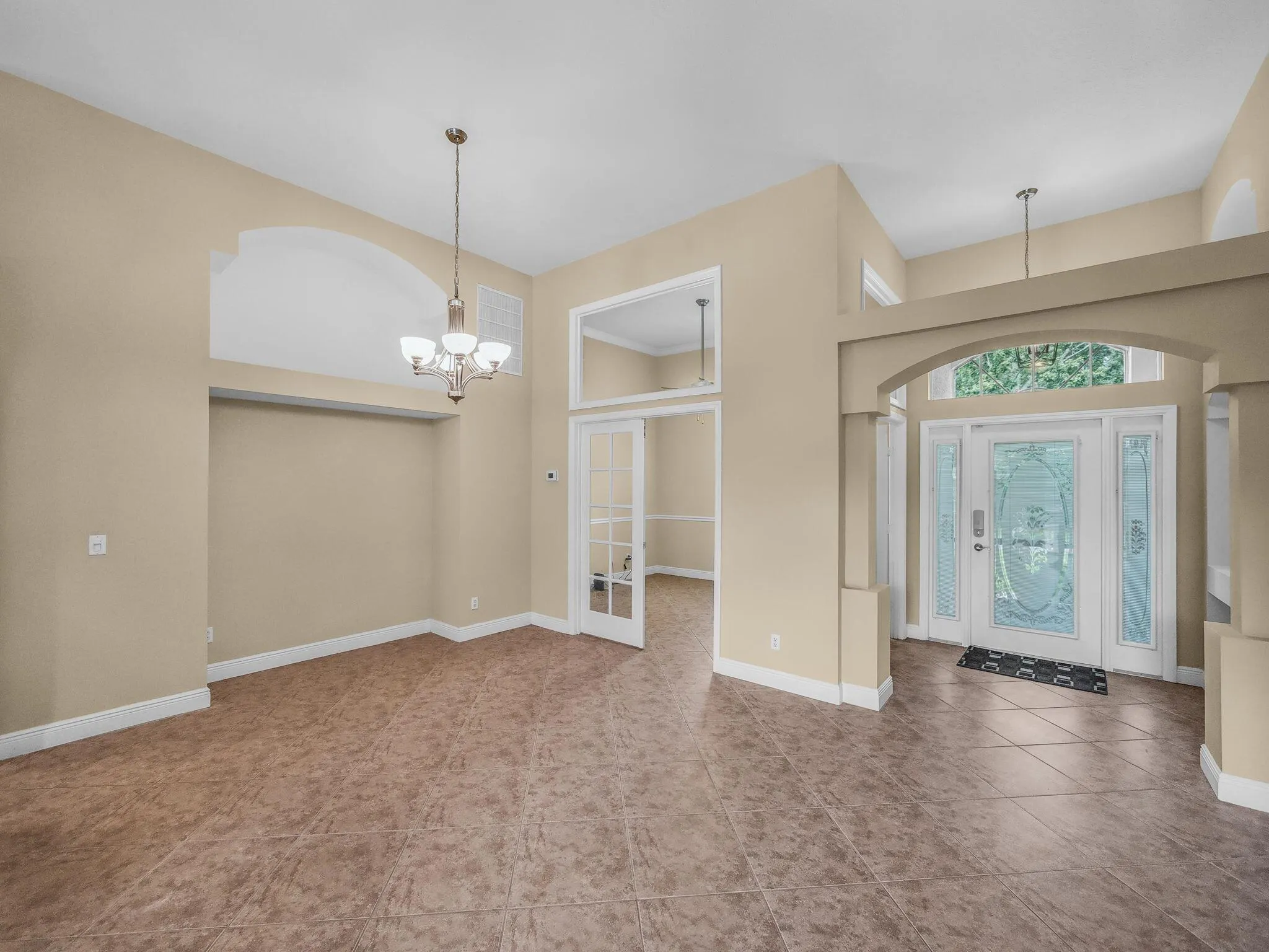 1718 SW Cecelia Lane