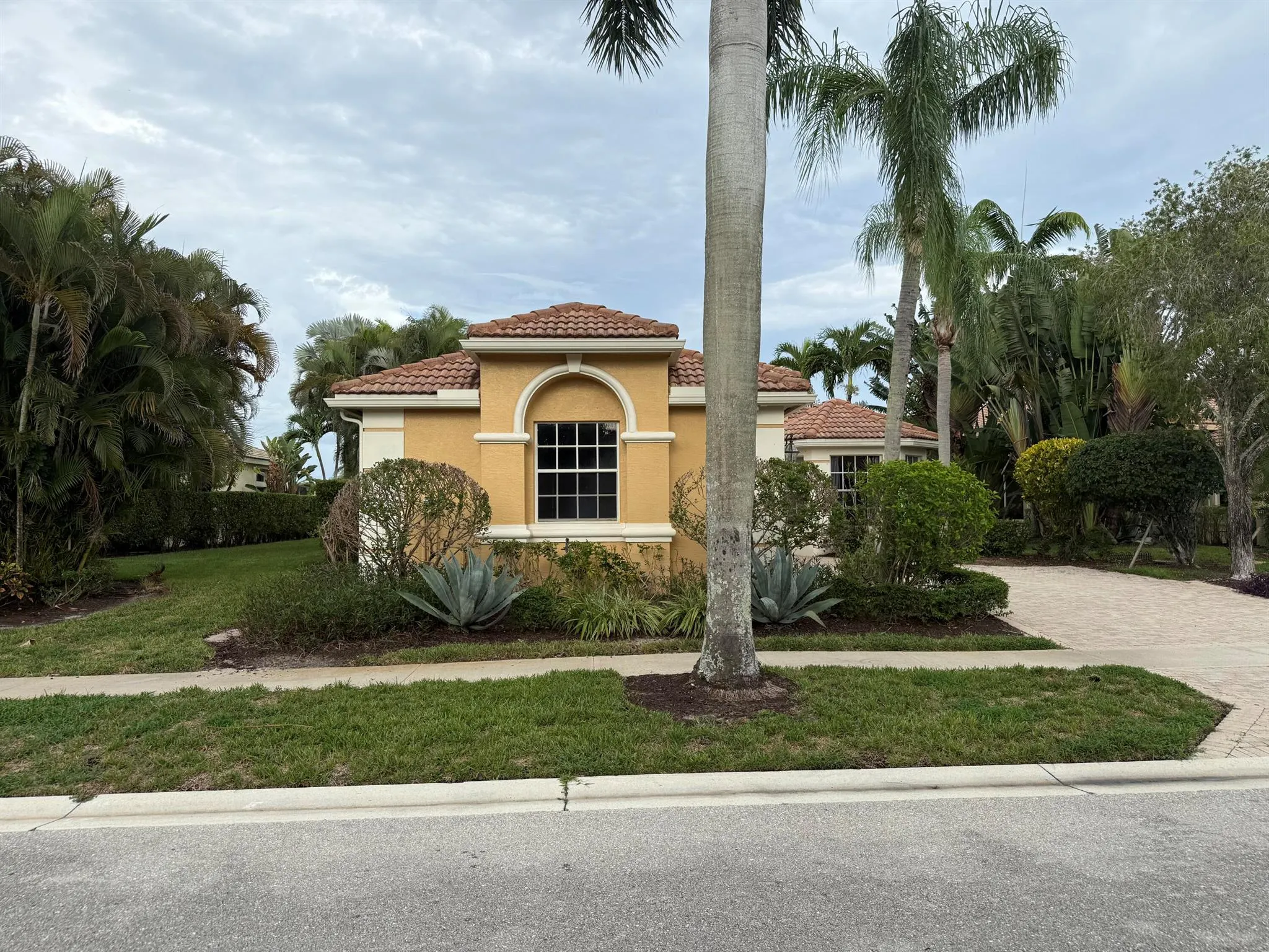 10873 Northgreen Drive