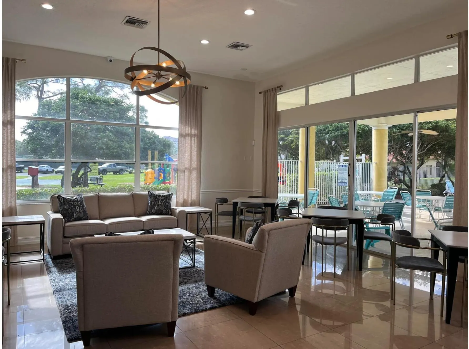 6143 Seminole Gardens Circle