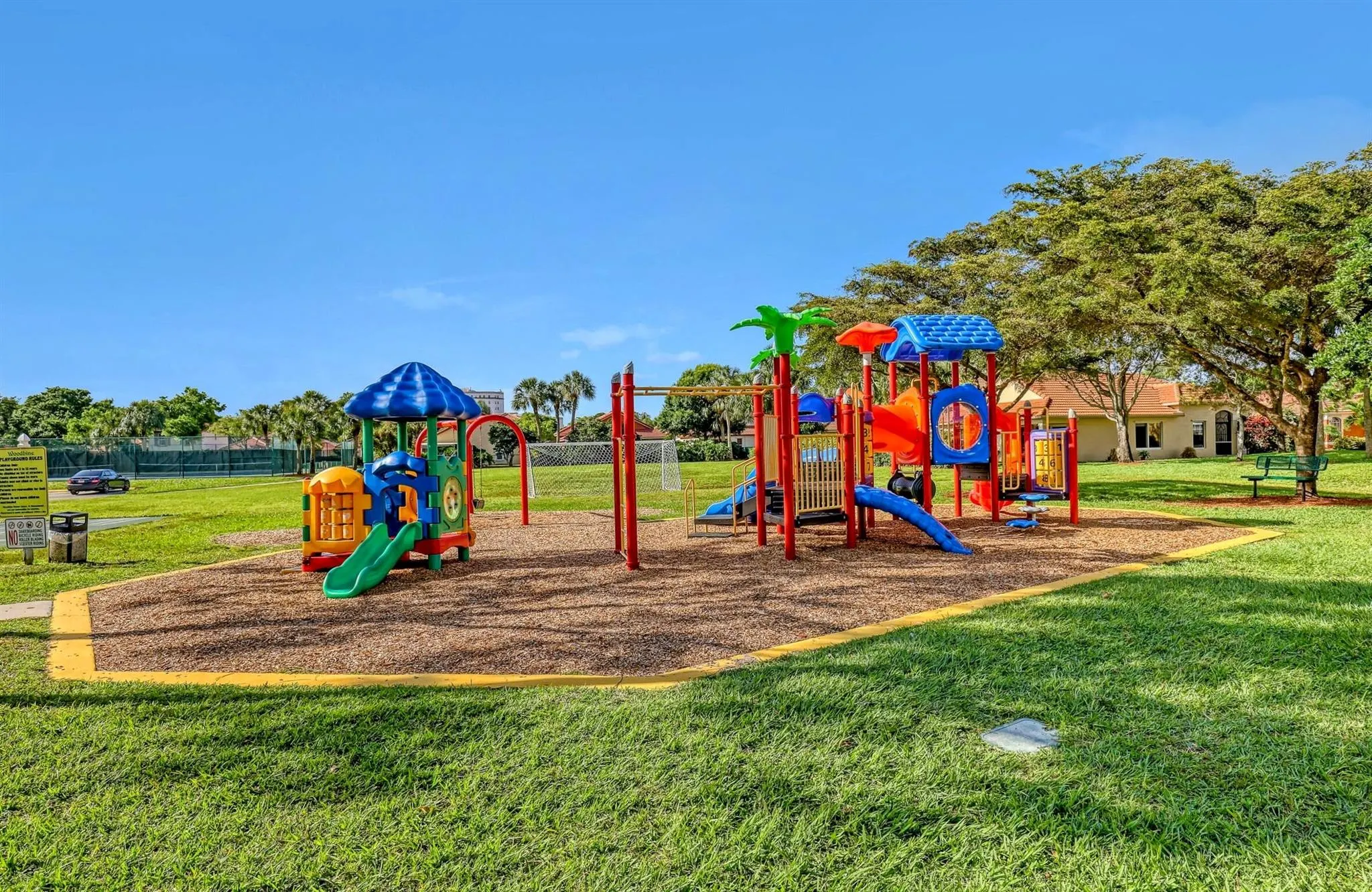 6143 Seminole Gardens Circle