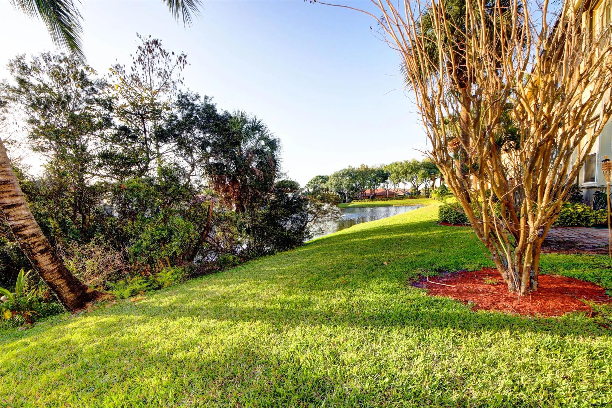 6143 Seminole Gardens Circle