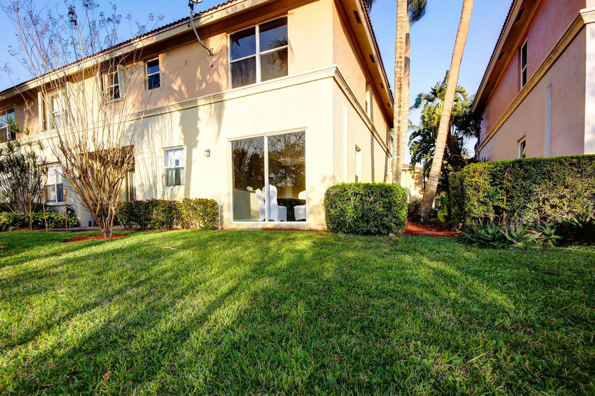 6143 Seminole Gardens Circle