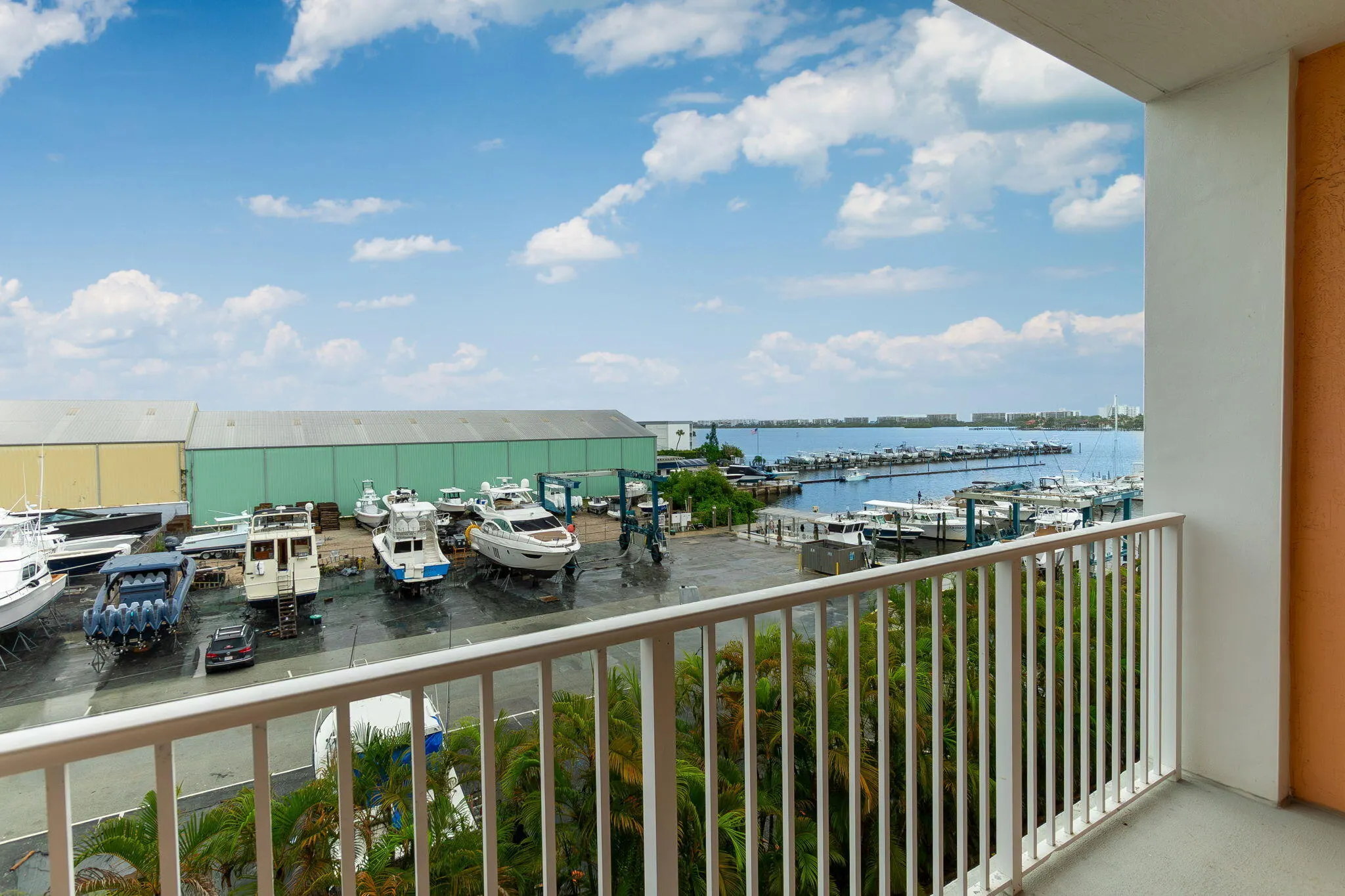 806 E Windward Way, #405