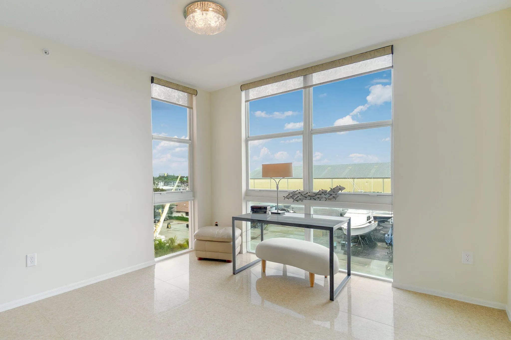 806 E Windward Way, #405