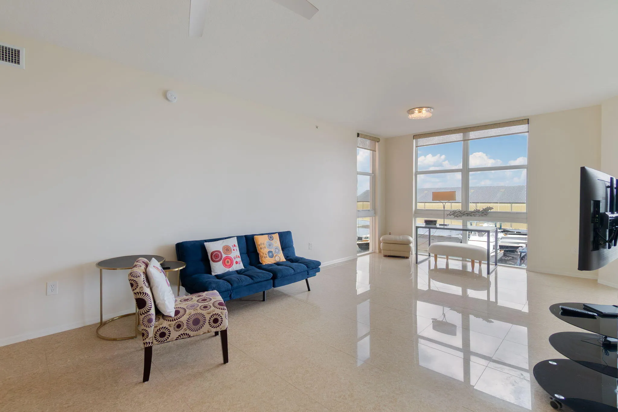 806 E Windward Way, #405