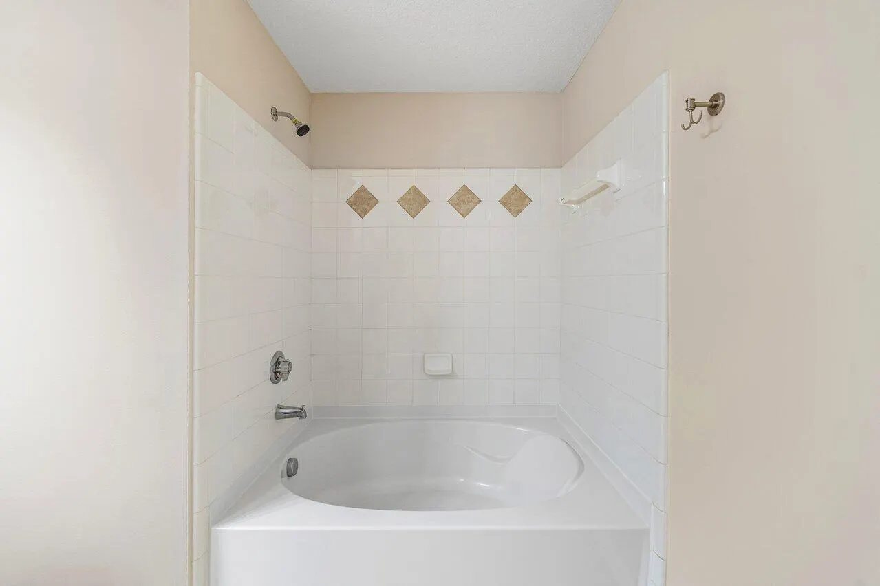 9901 Baywinds Drive, #3304