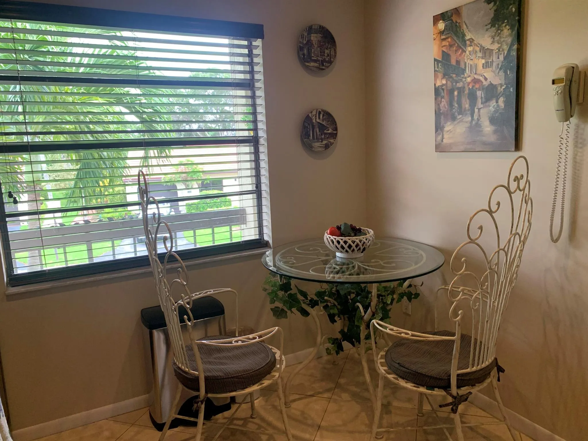 8520 Casa Del Lago, #F