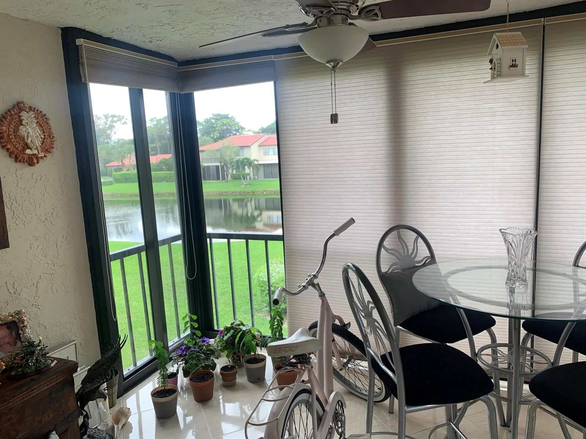 8520 Casa Del Lago, #F