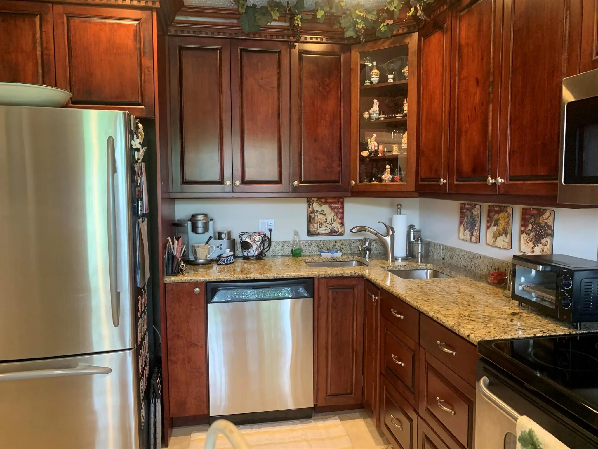 8520 Casa Del Lago, #F
