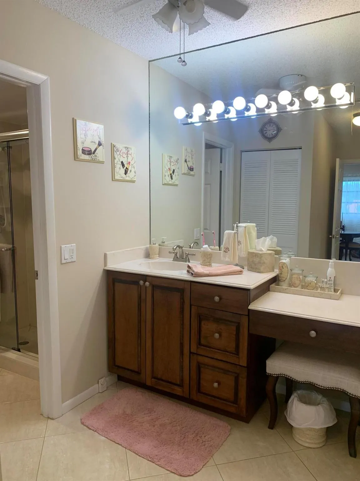 8520 Casa Del Lago, #F