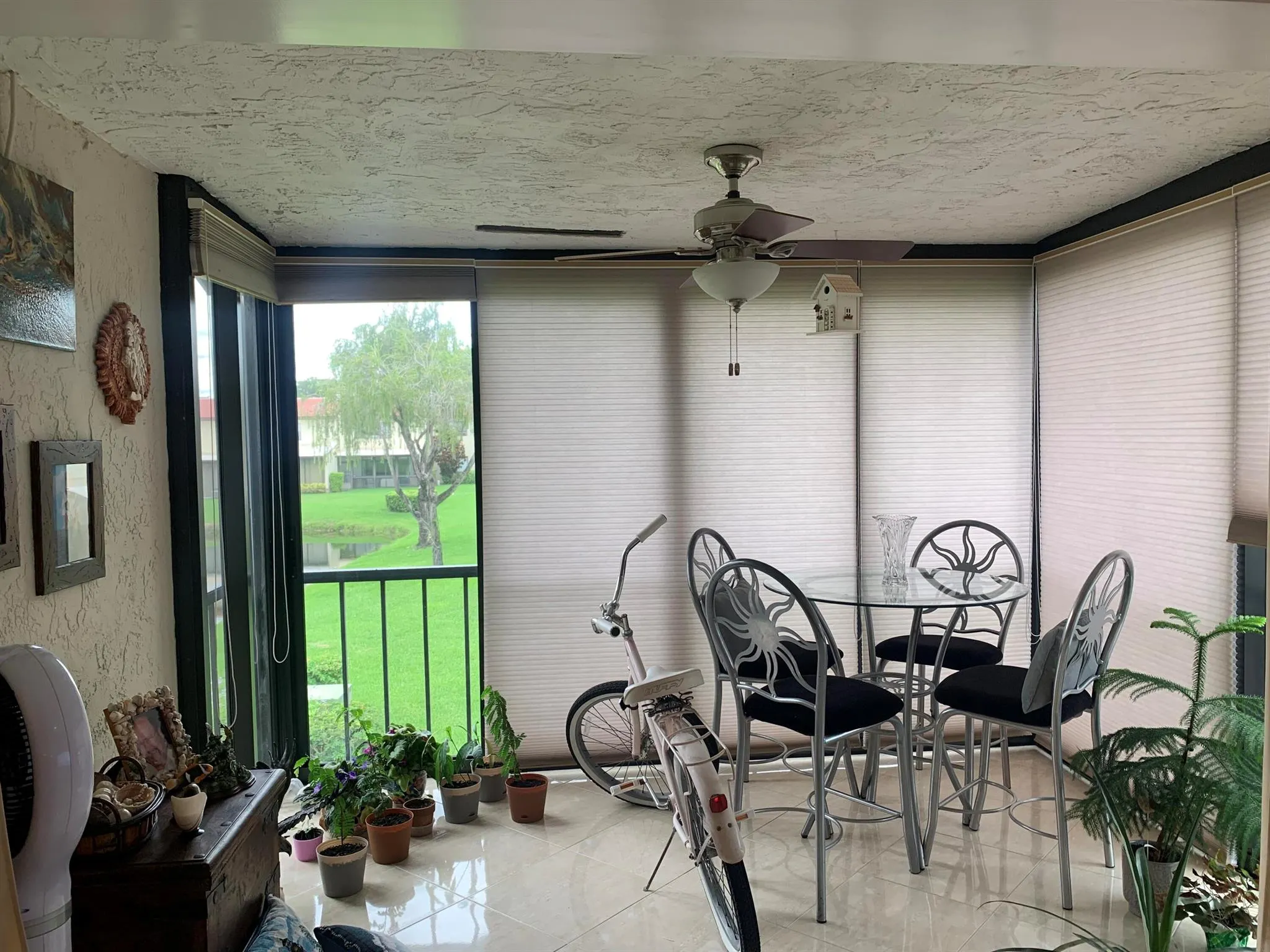 8520 Casa Del Lago, #F