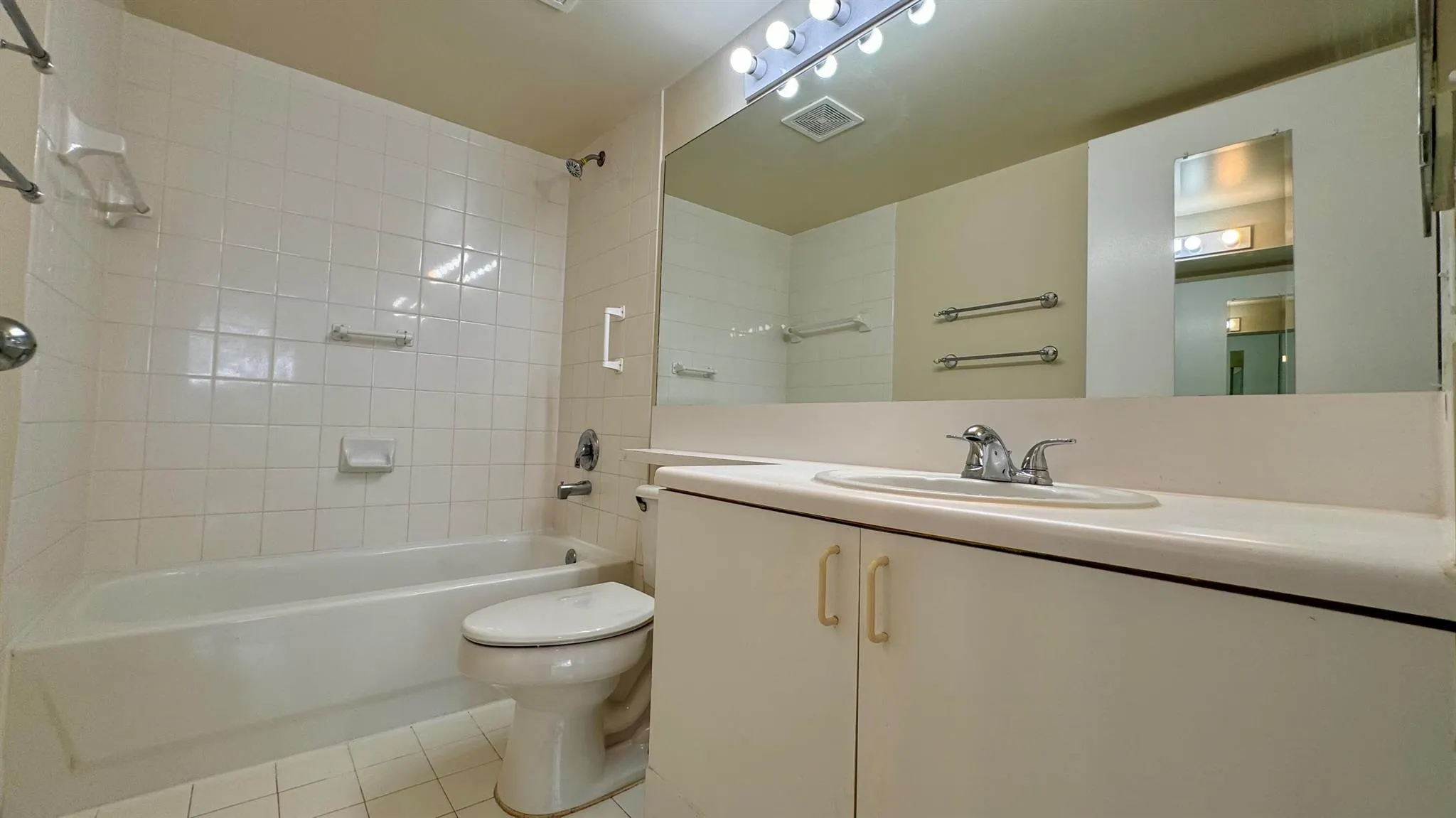 7808 Sonoma Springs Circle, #105
