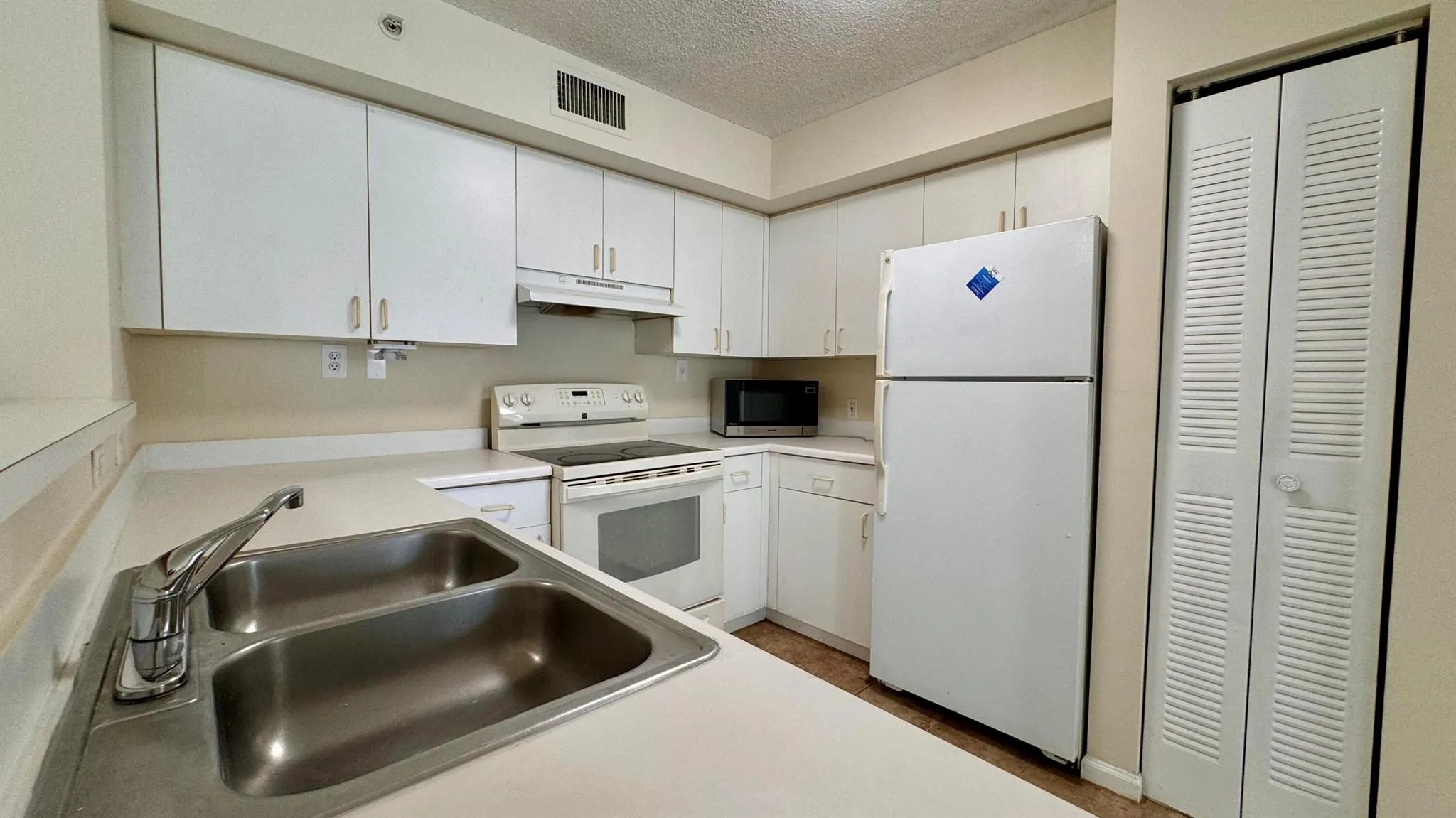 7808 Sonoma Springs Circle, #105
