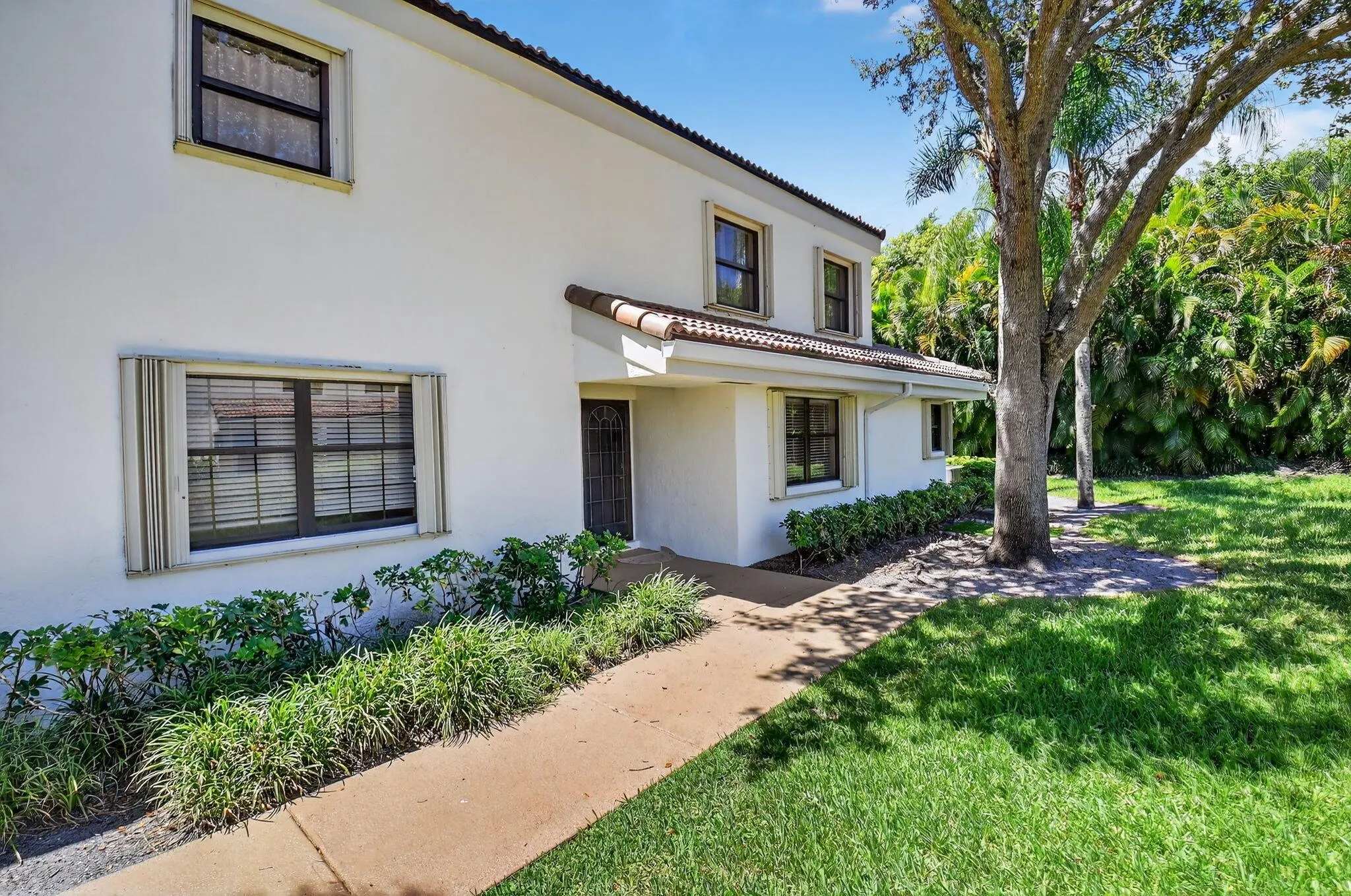 2408 Aspen Way, #2408