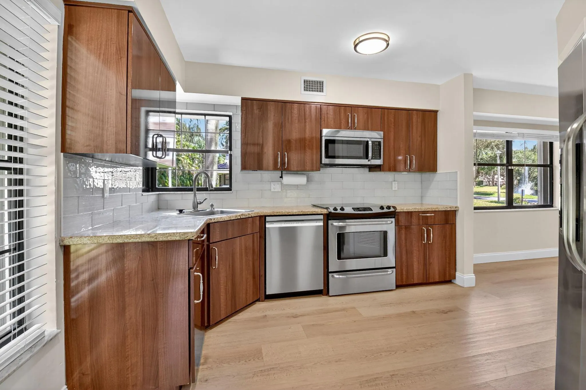 2408 Aspen Way, #2408