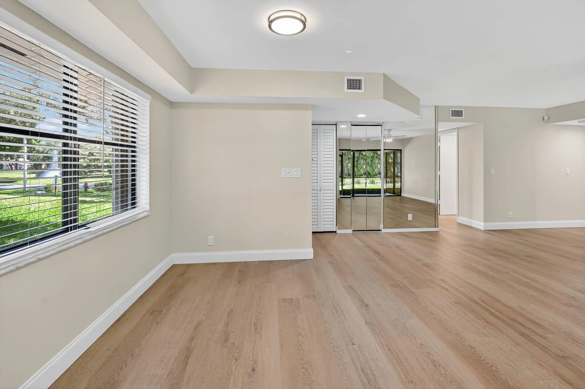 2408 Aspen Way, #2408