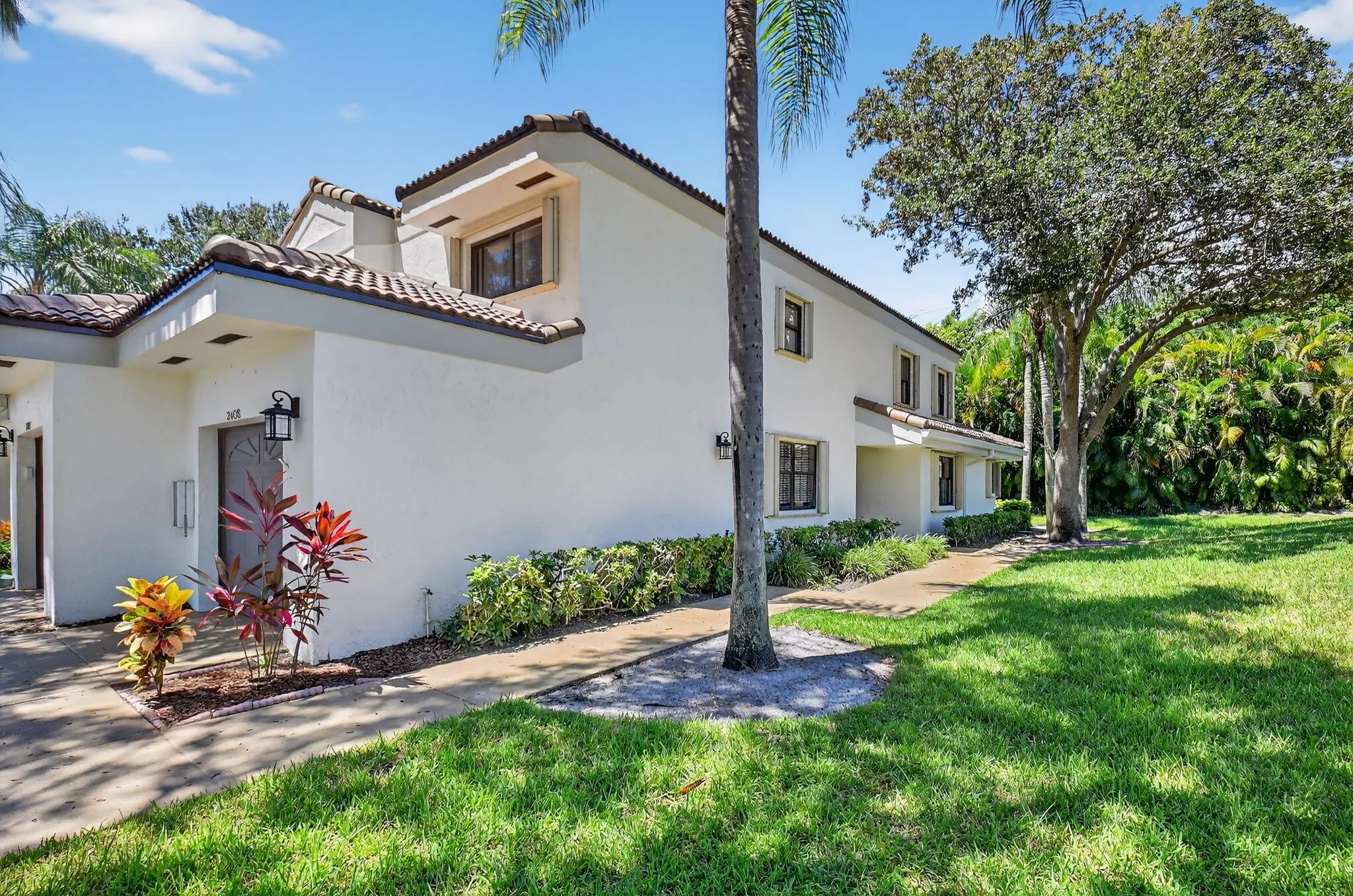 2408 Aspen Way, #2408