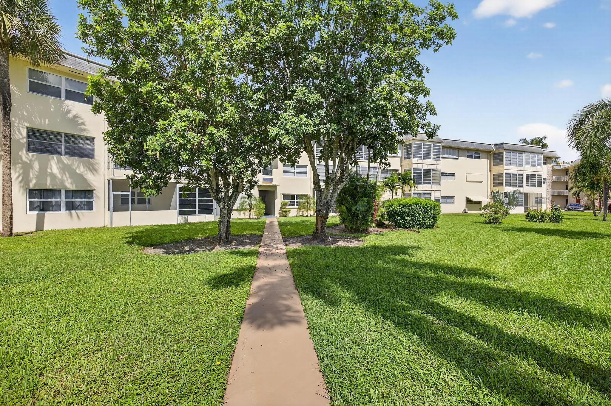 4431 NW 16th Street, #H207