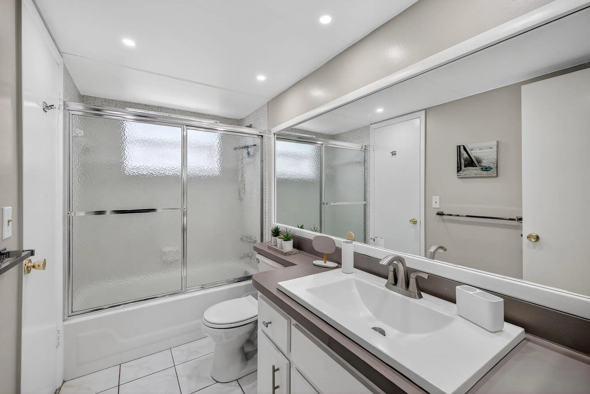 4431 NW 16th Street, #H207