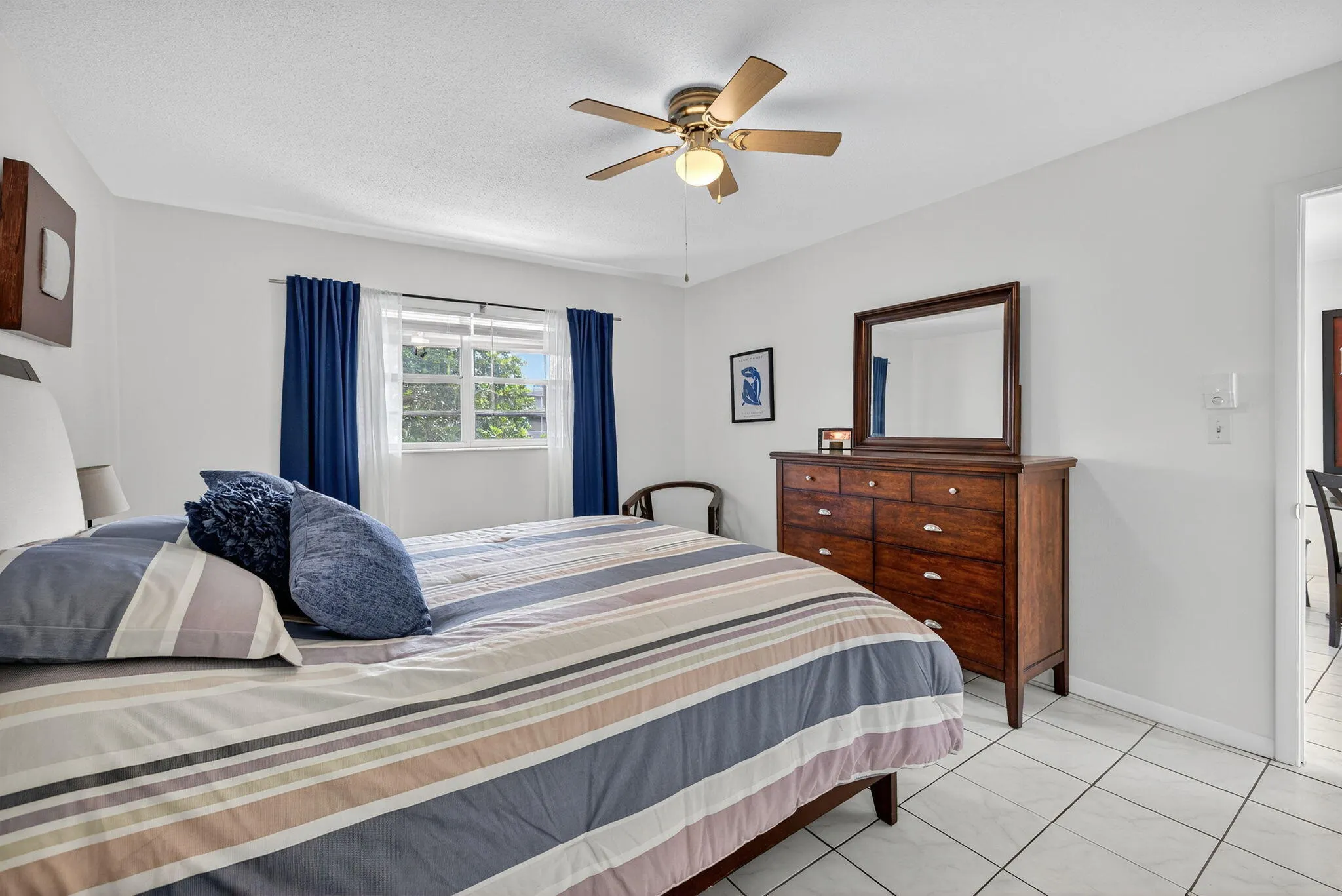 4431 NW 16th Street, #H207