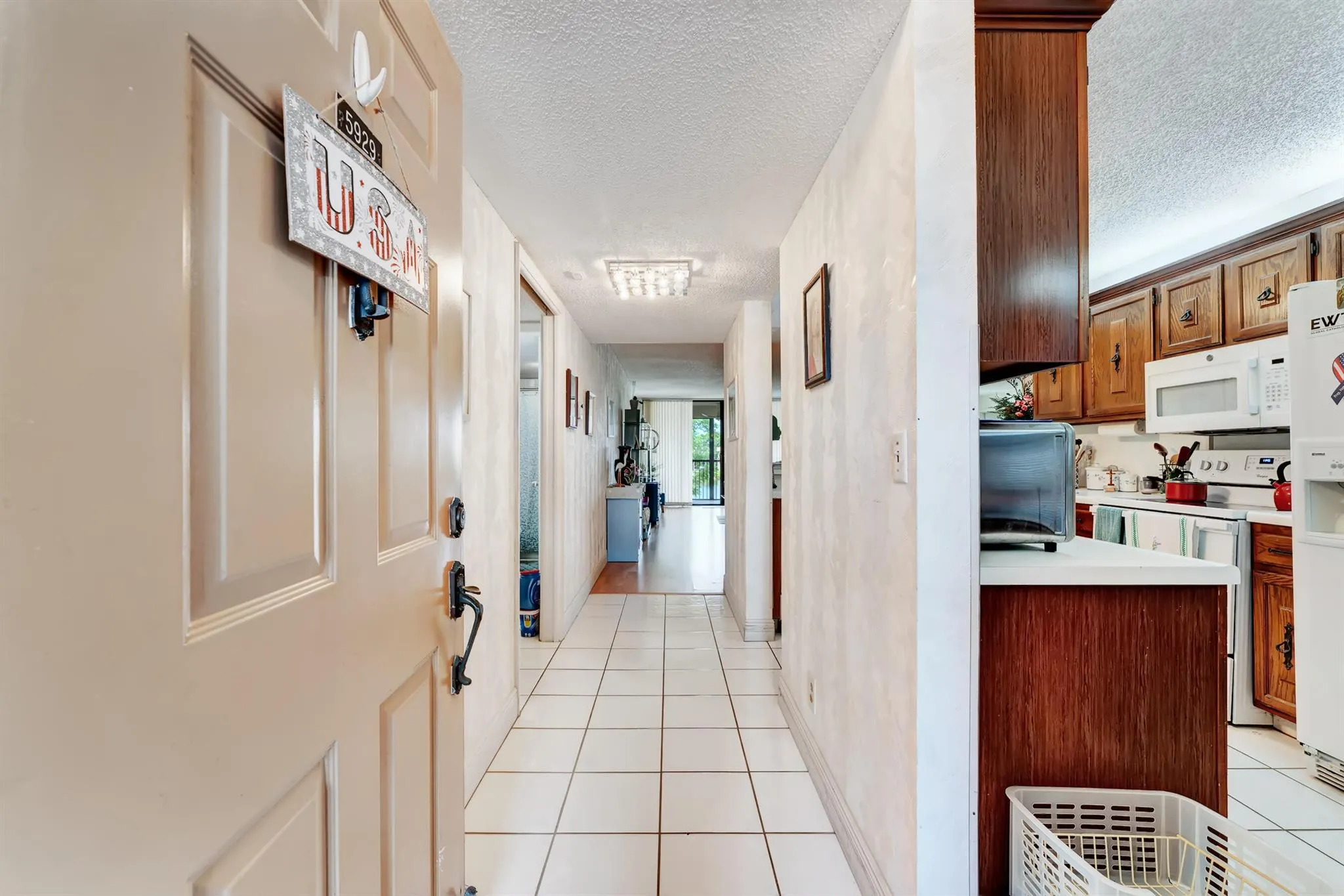 5929 Coral Lake Drive, #305