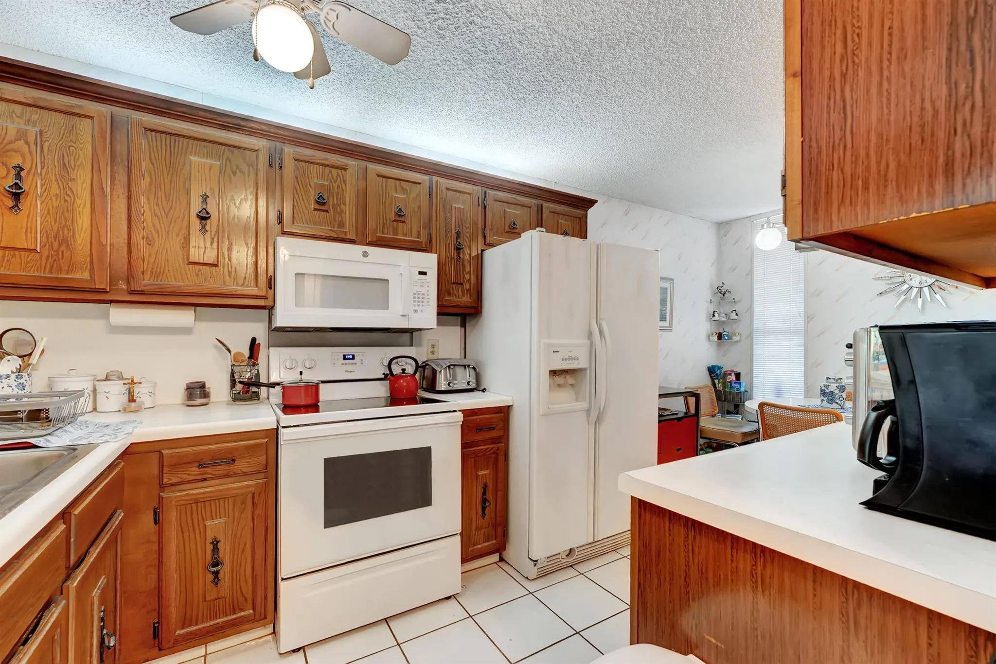 5929 Coral Lake Drive, #305