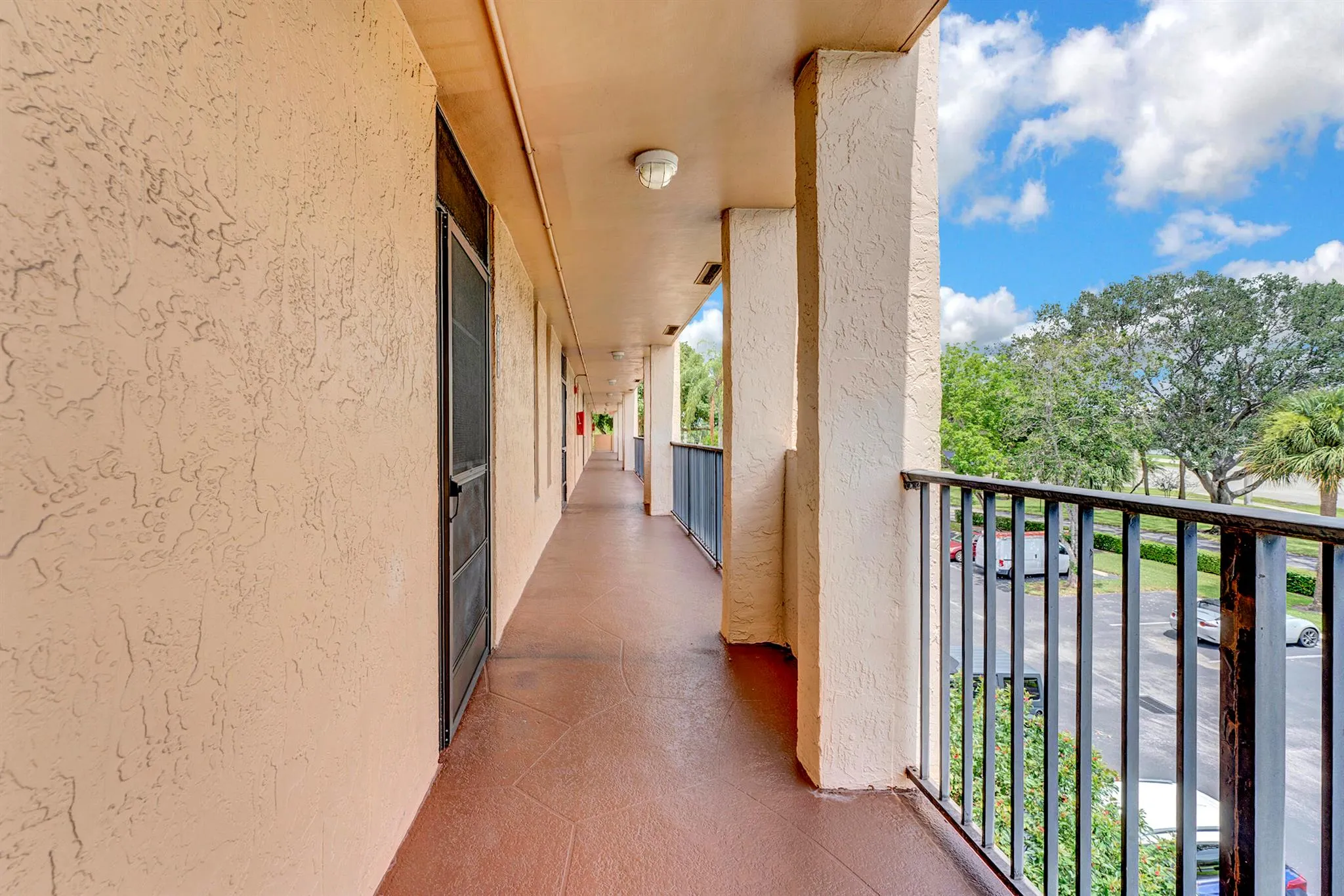 5929 Coral Lake Drive, #305