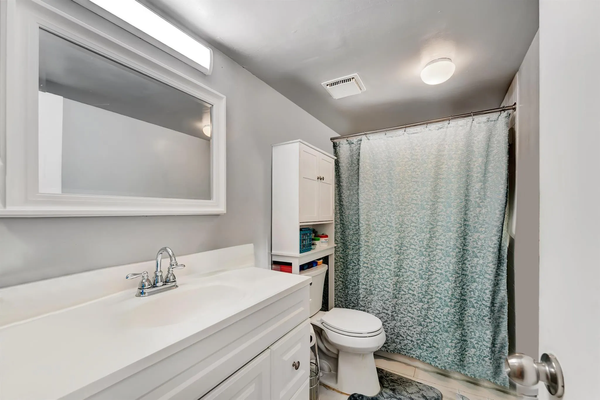 5929 Coral Lake Drive, #305