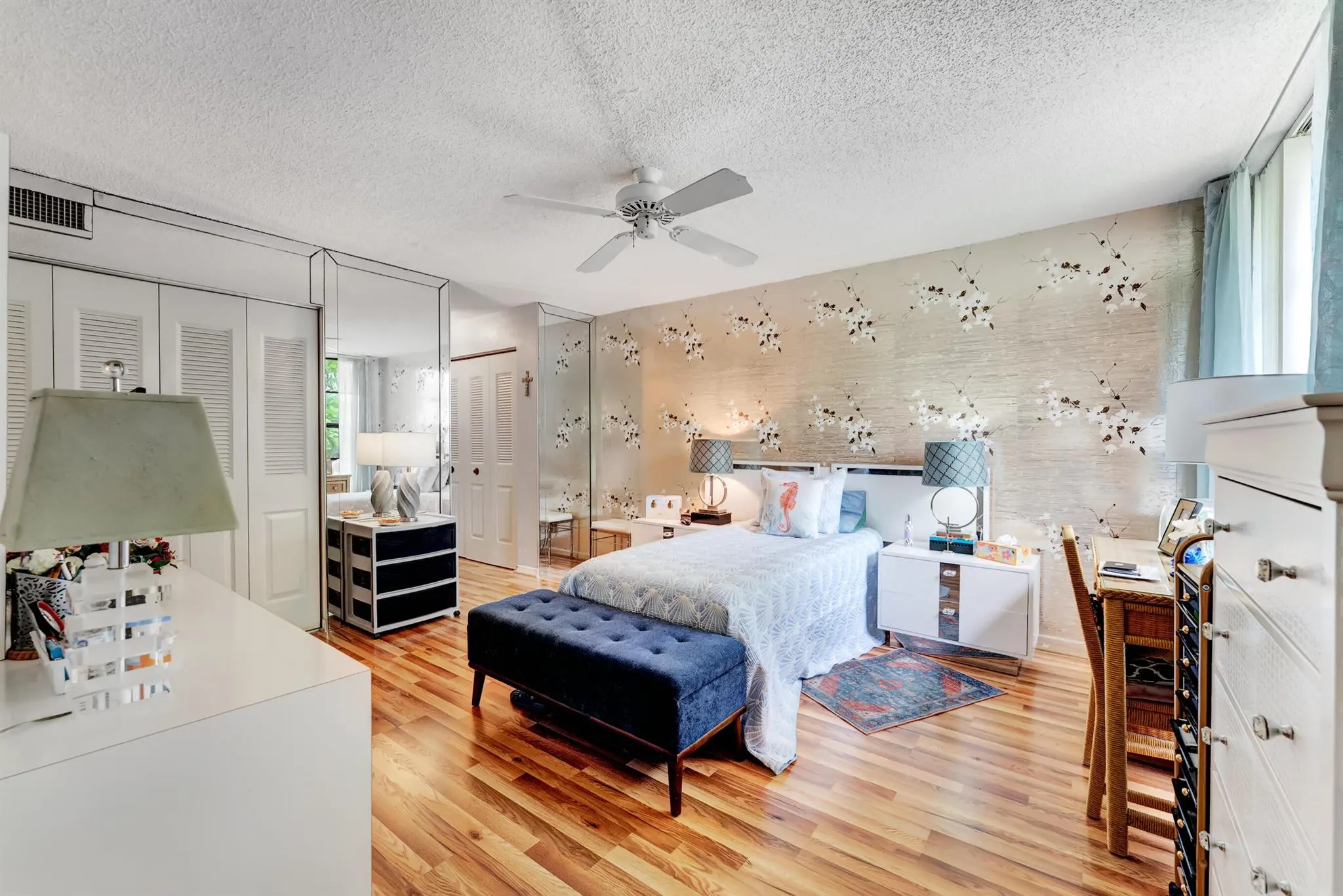 5929 Coral Lake Drive, #305