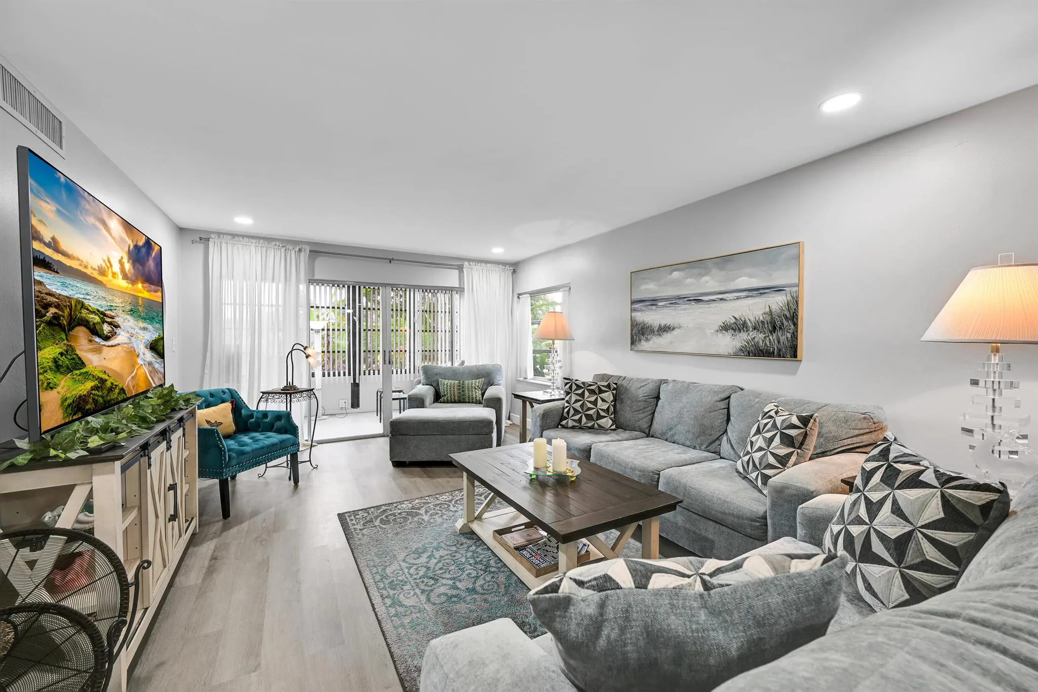 5759 Phoenix Palm Court, #C