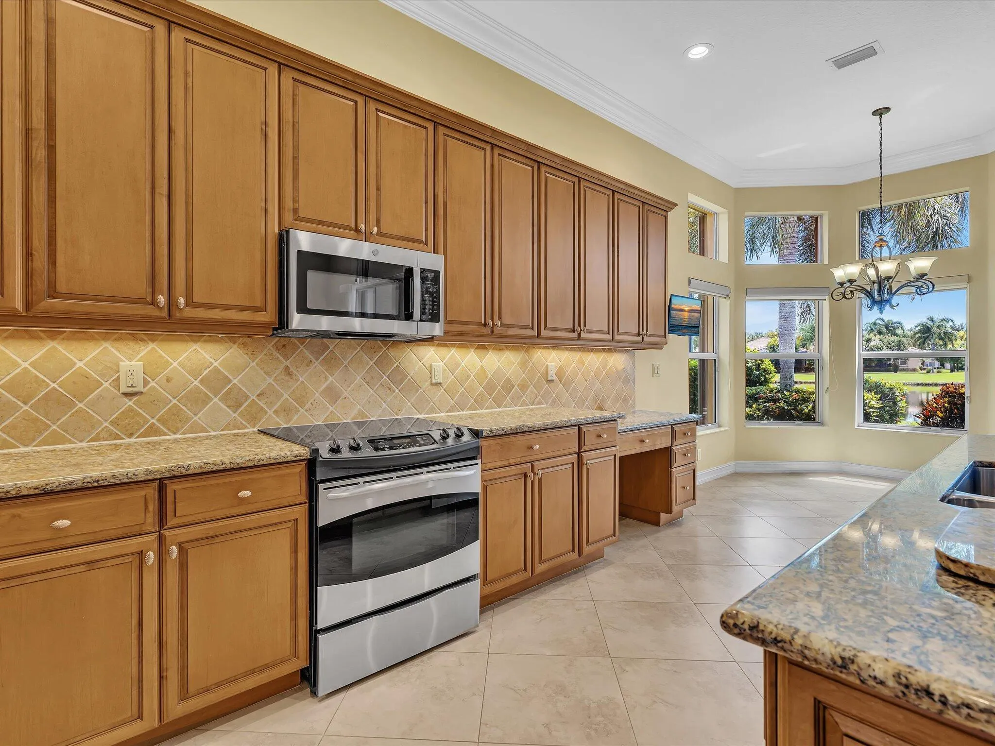 9140 Meridian View Isle Isle