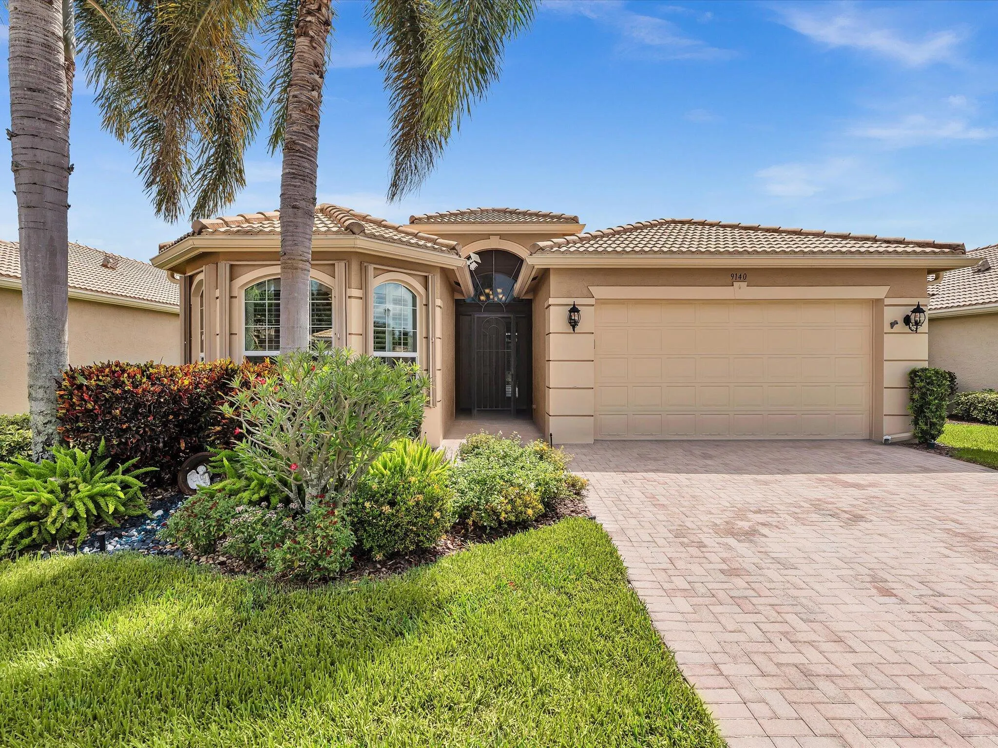 9140 Meridian View Isle Isle