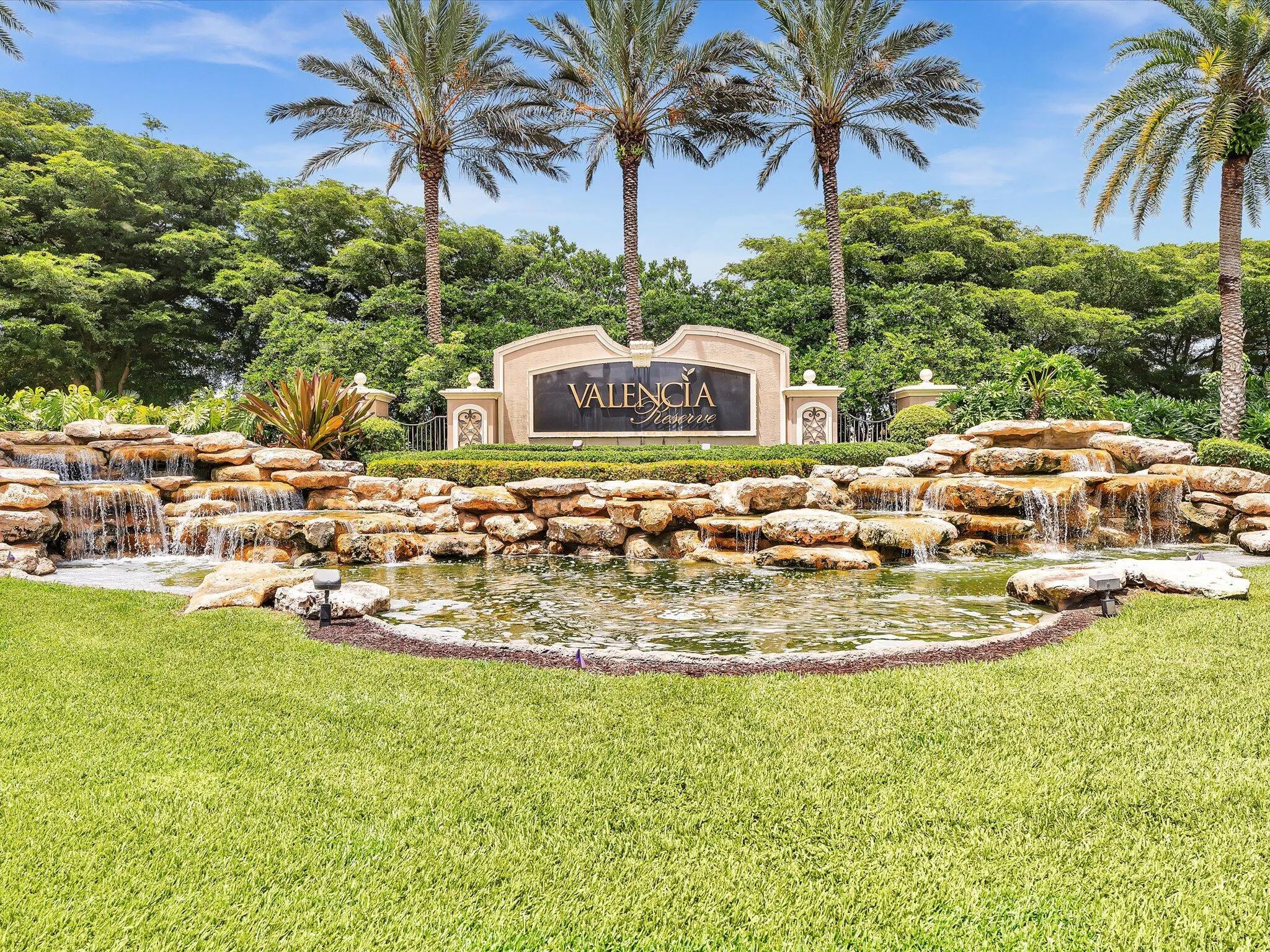9140 Meridian View Isle Isle
