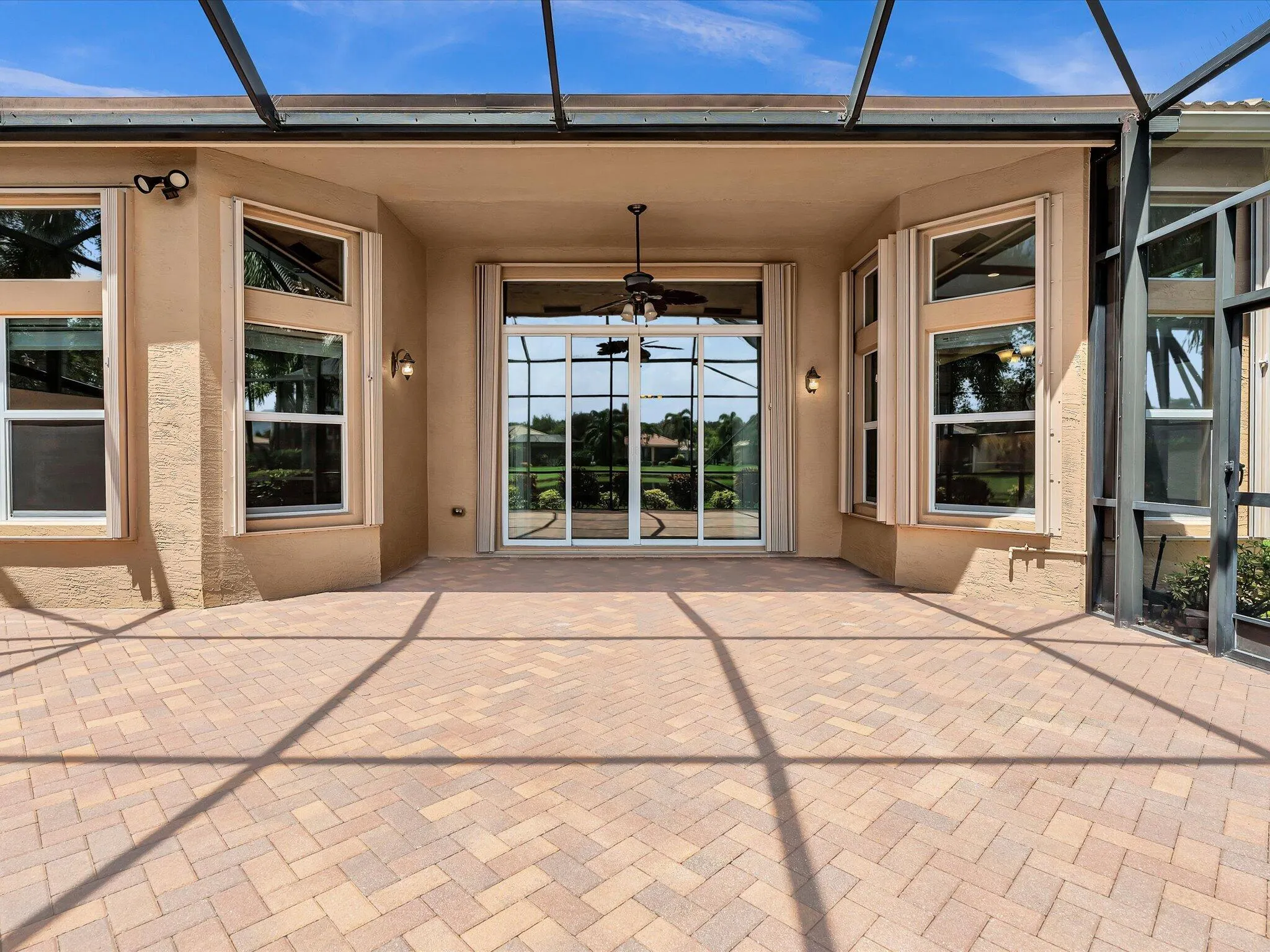 9140 Meridian View Isle Isle