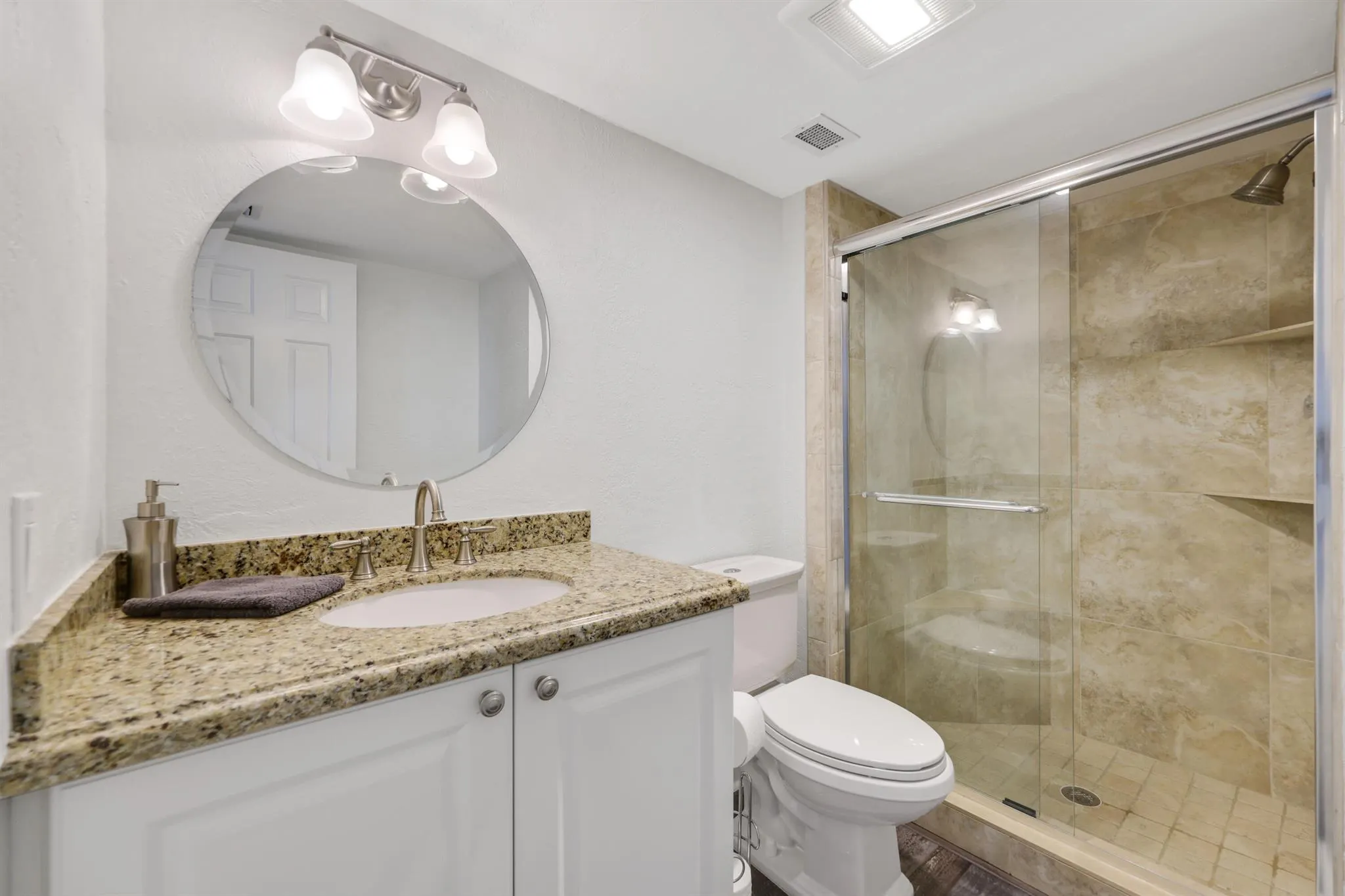 840 Ocean Drive, #1104