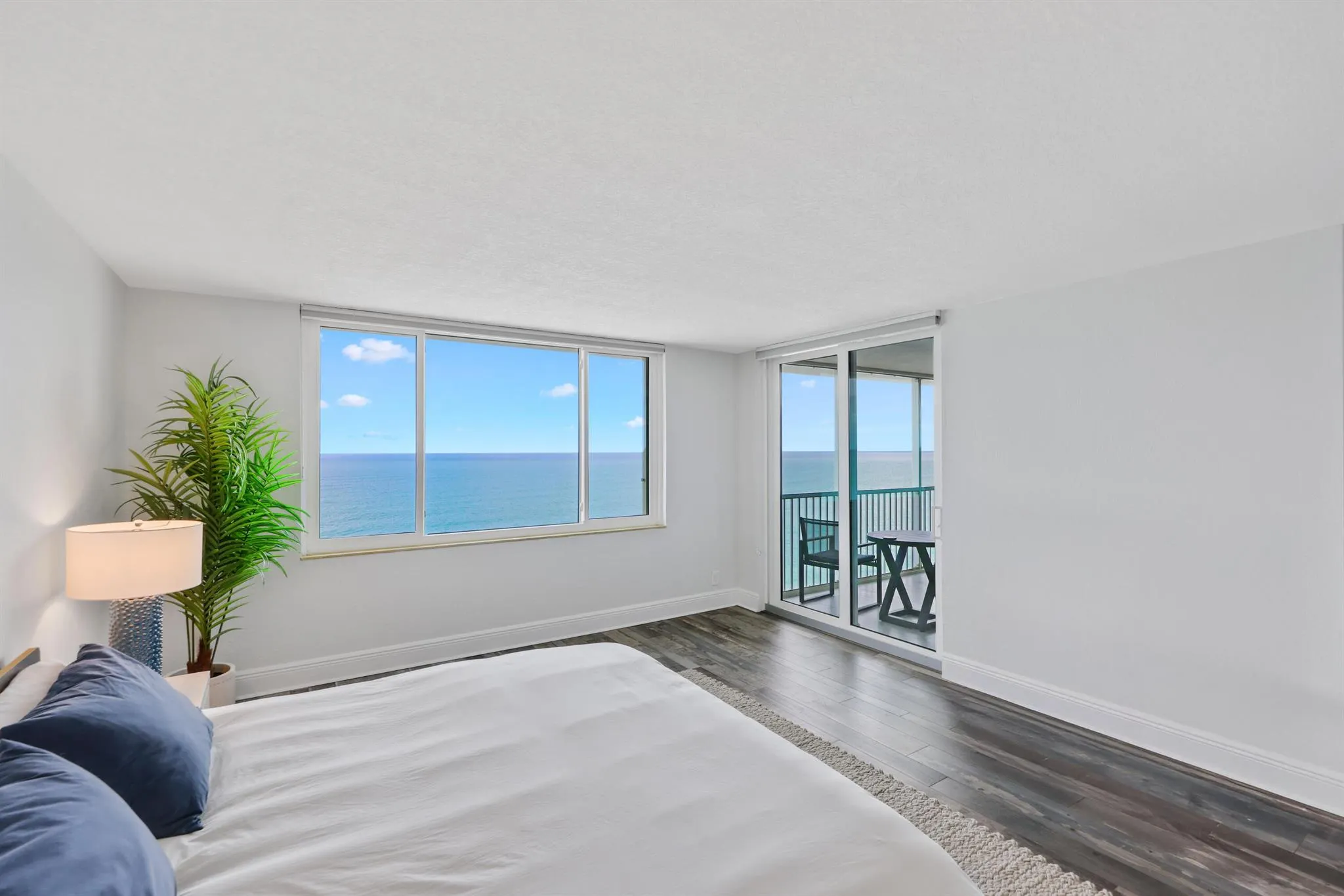 840 Ocean Drive, #1104